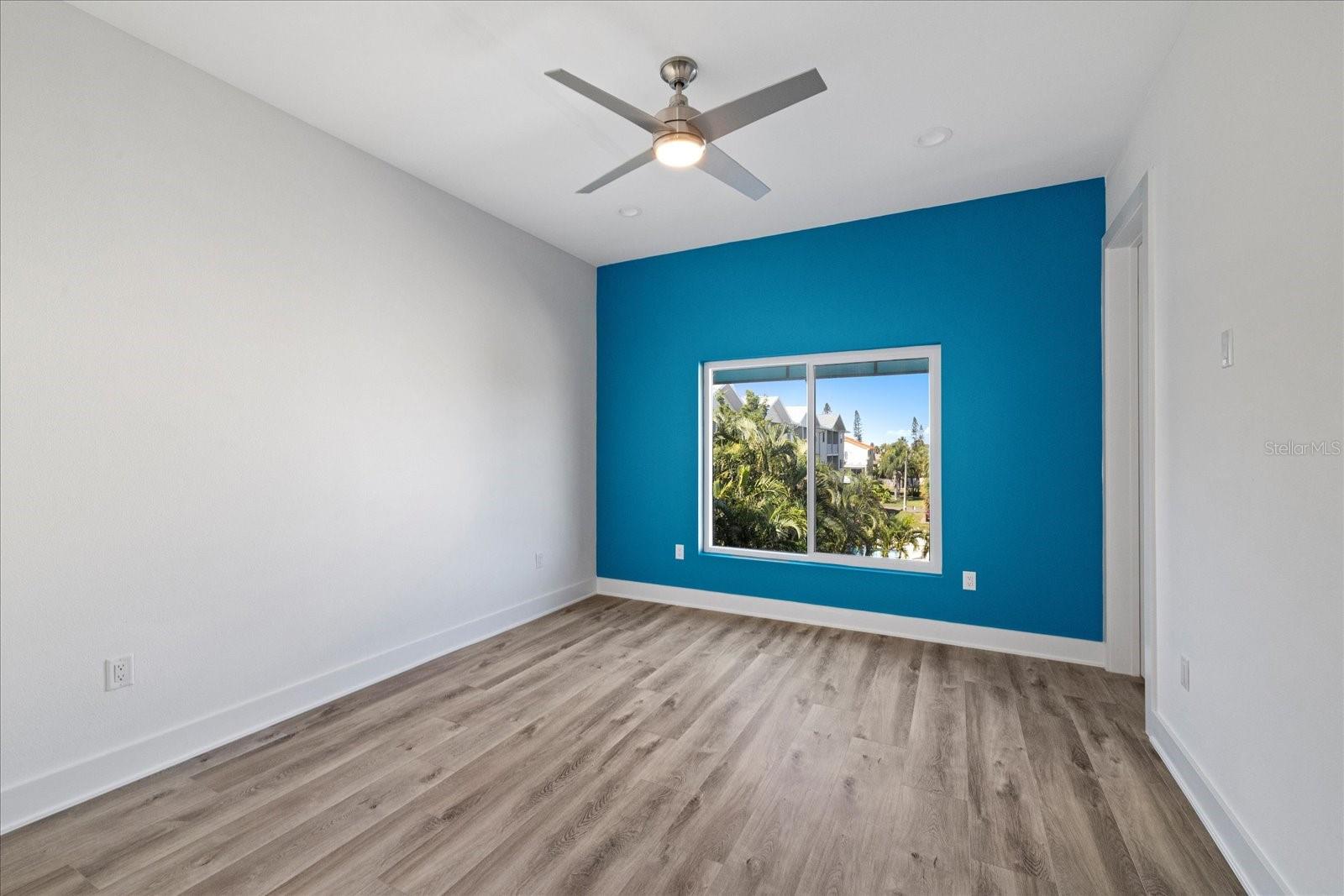 15405 GULF BLVD #B2, ST PETERSBURG, FL, 33708