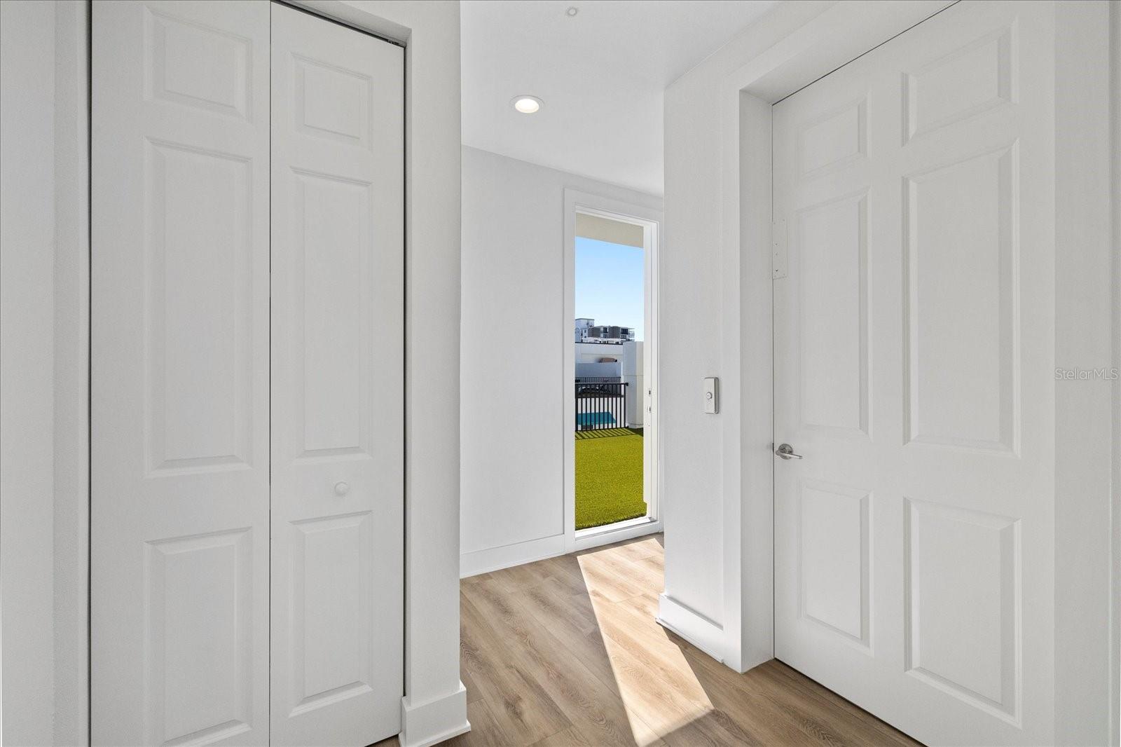 15405 GULF BLVD #B2, ST PETERSBURG, FL, 33708