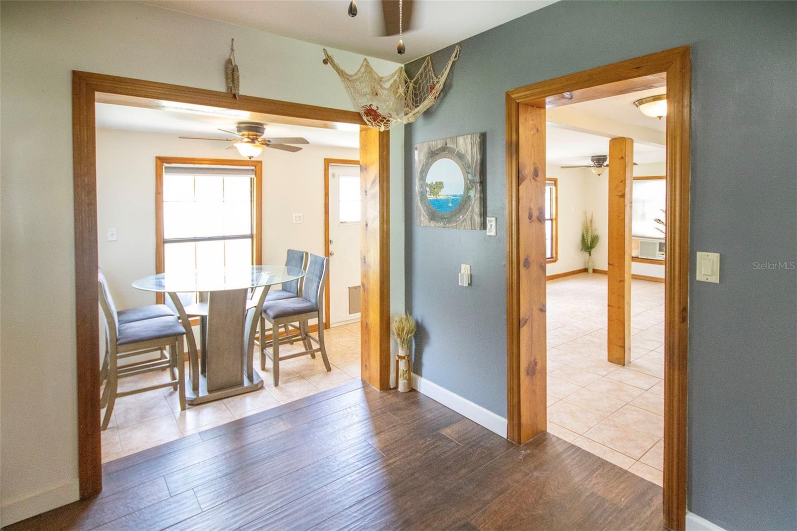 1725 BRADSHAW LN N, ST PETERSBURG, FL, 33710