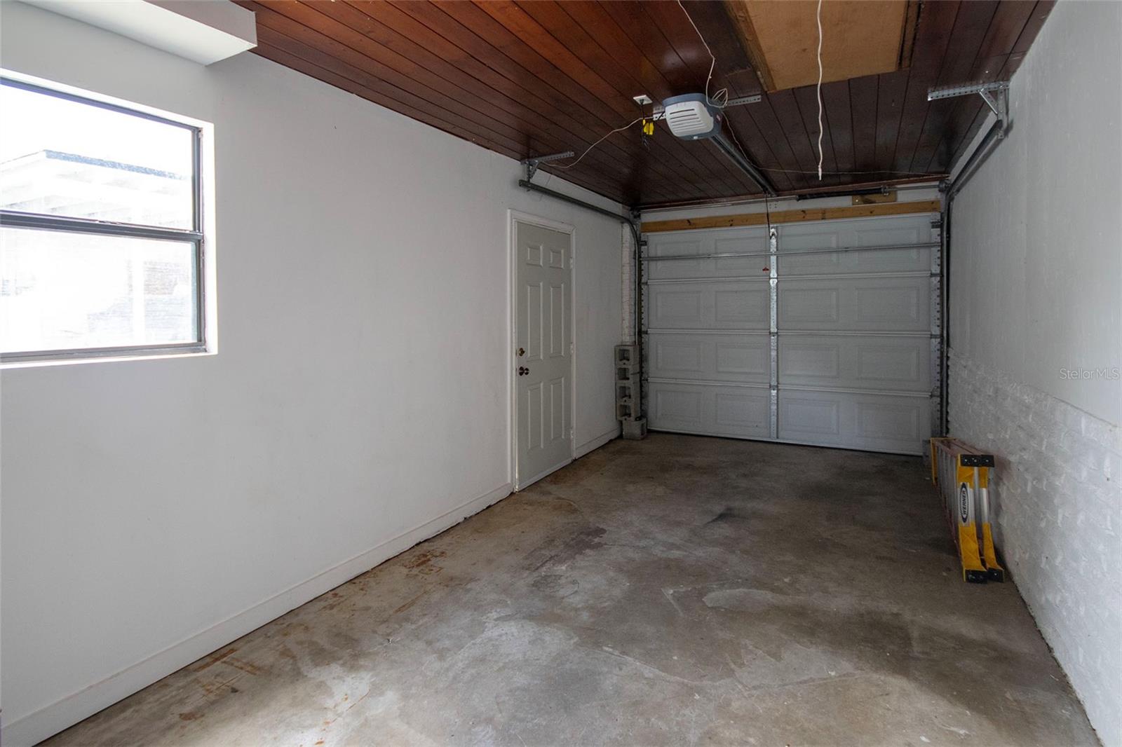 1725 BRADSHAW LN N, ST PETERSBURG, FL, 33710