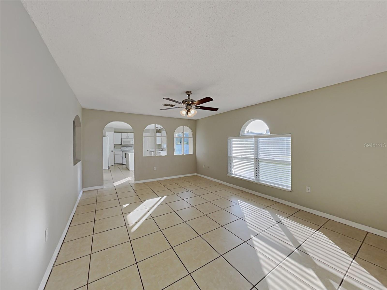 364 CHELMSFORD CT, KISSIMMEE, FL, 34758