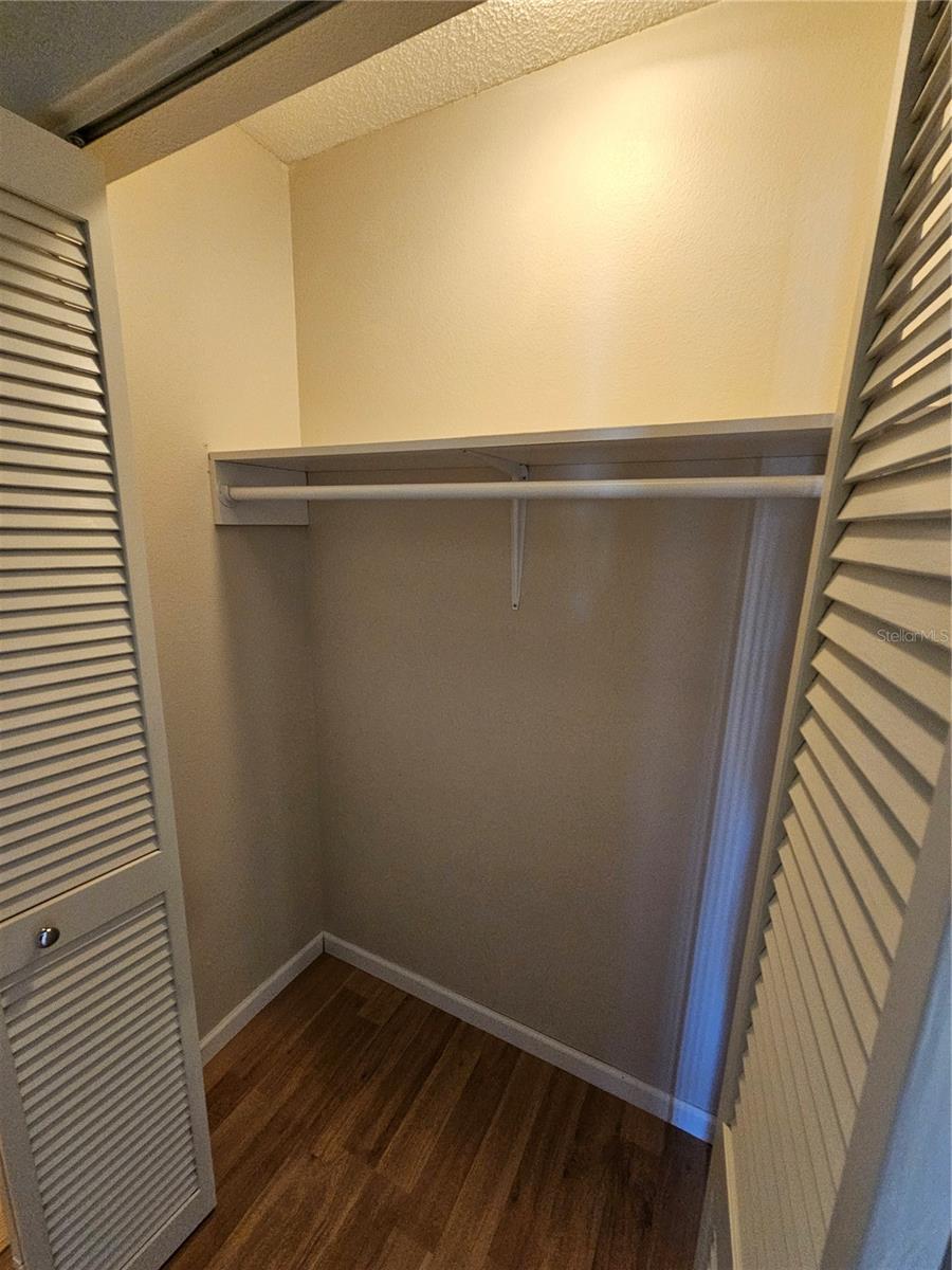 137 WOODLAND PL, OSPREY, FL, 34229