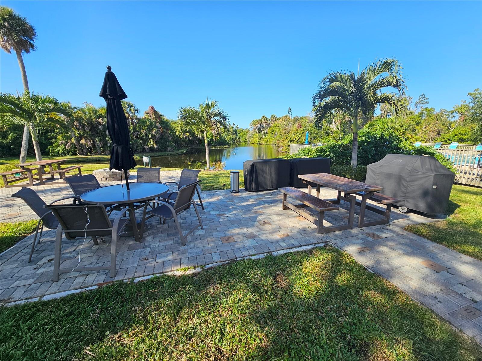 137 WOODLAND PL, OSPREY, FL, 34229