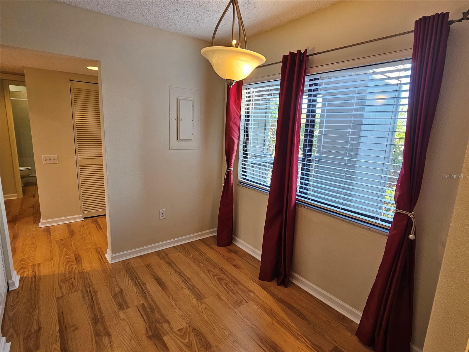 137 WOODLAND PL, OSPREY, FL, 34229