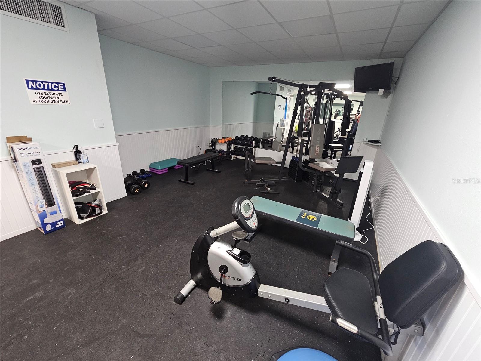 137 WOODLAND PL, OSPREY, FL, 34229