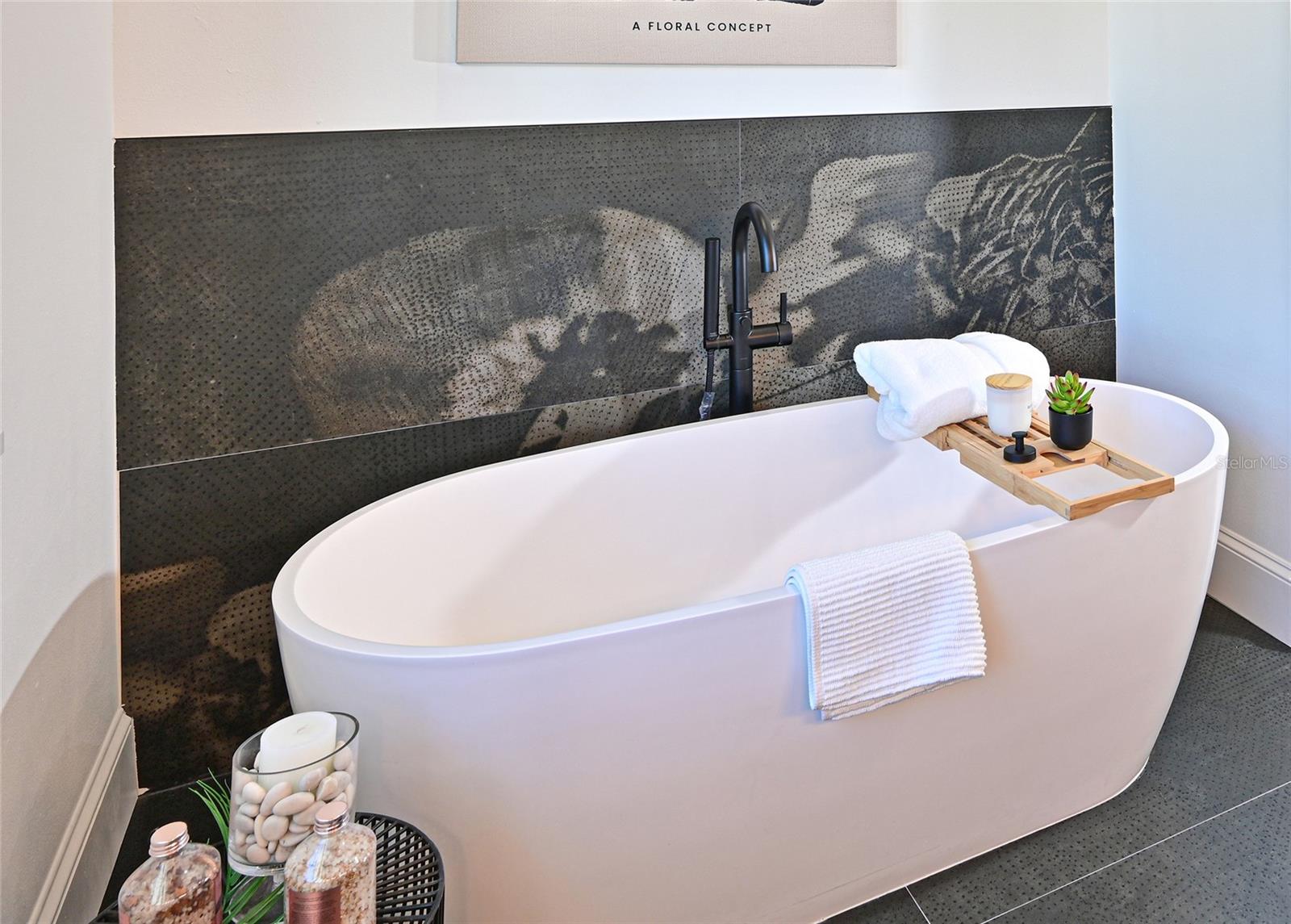 A4672370 Property Photo