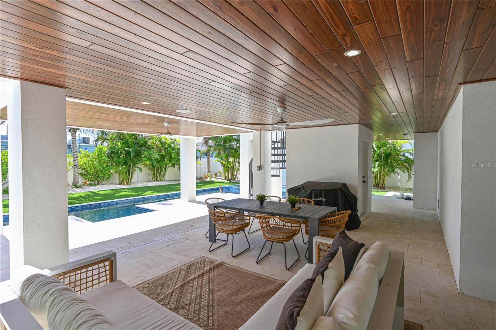 A4672370 Property Photo