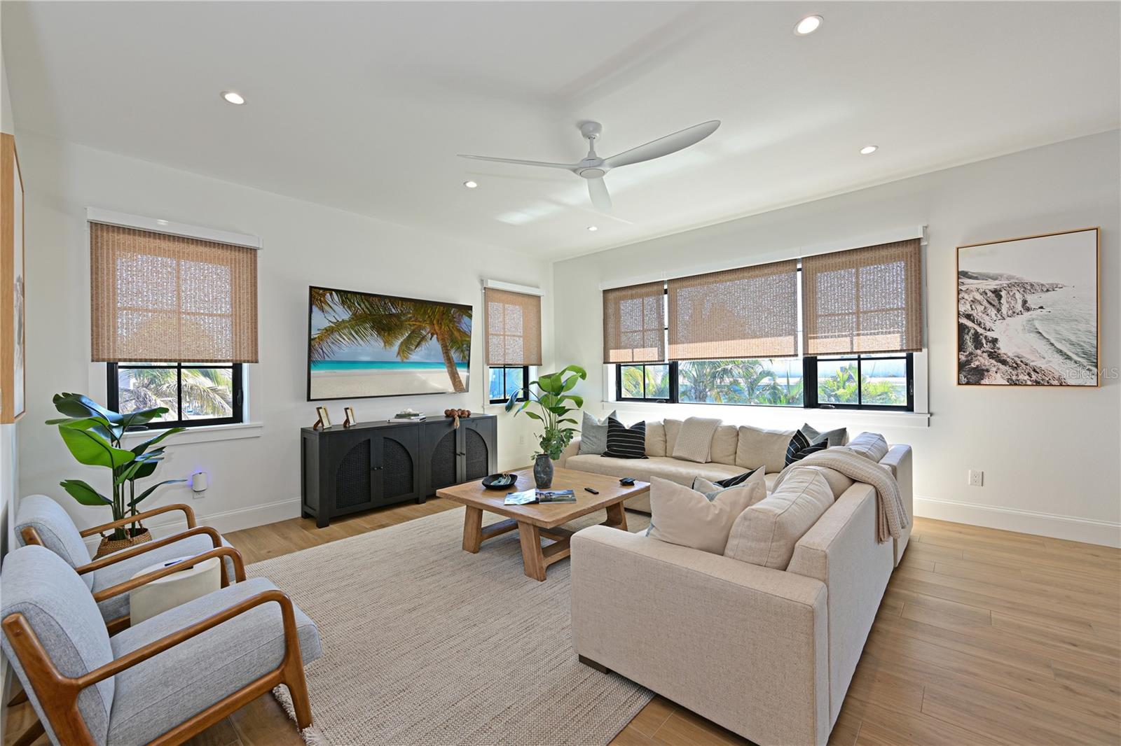 A4672370 Property Photo