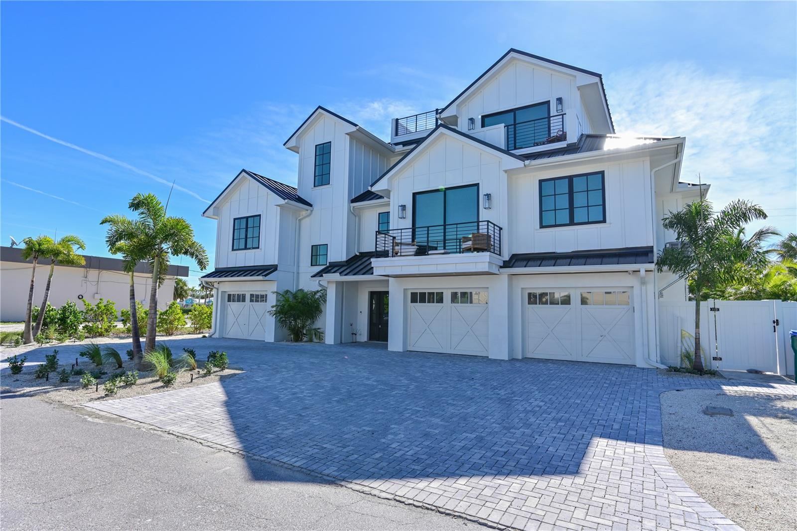 A4672370 Property Photo