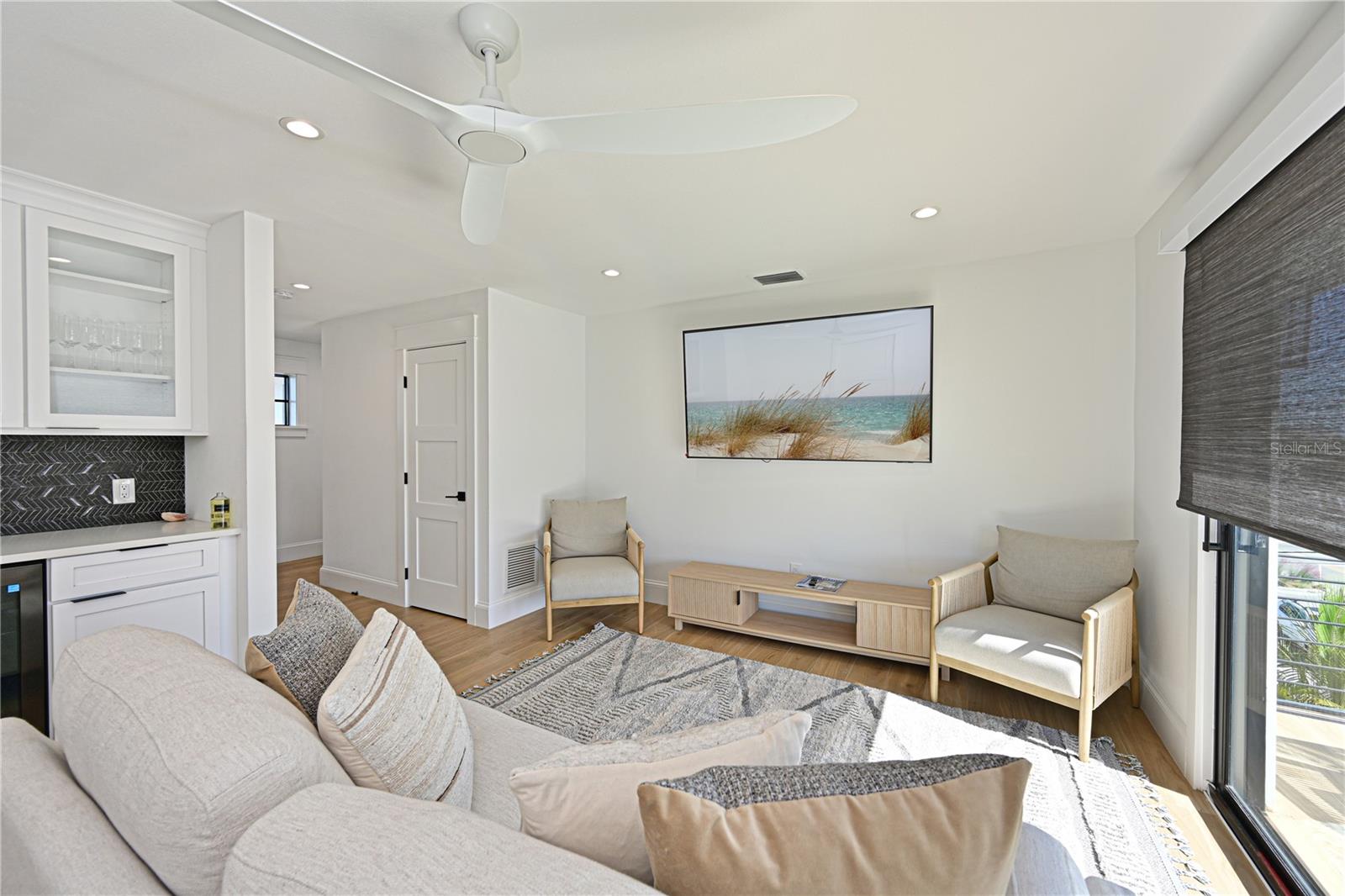 A4672370 Property Photo