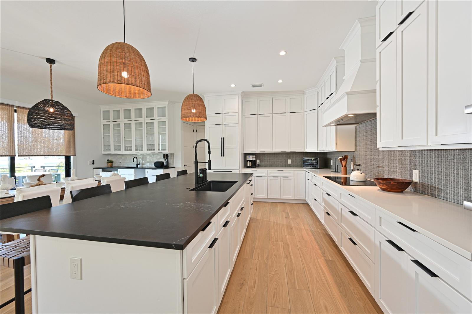 A4672370 Property Photo