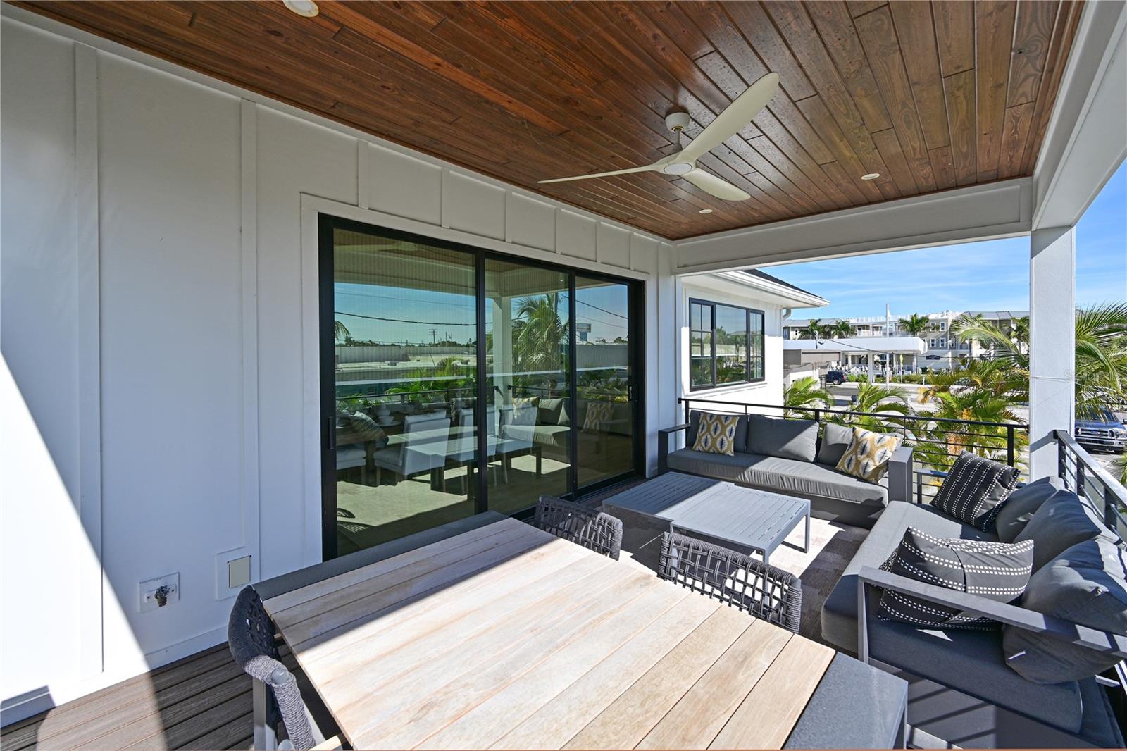 A4672370 Property Photo