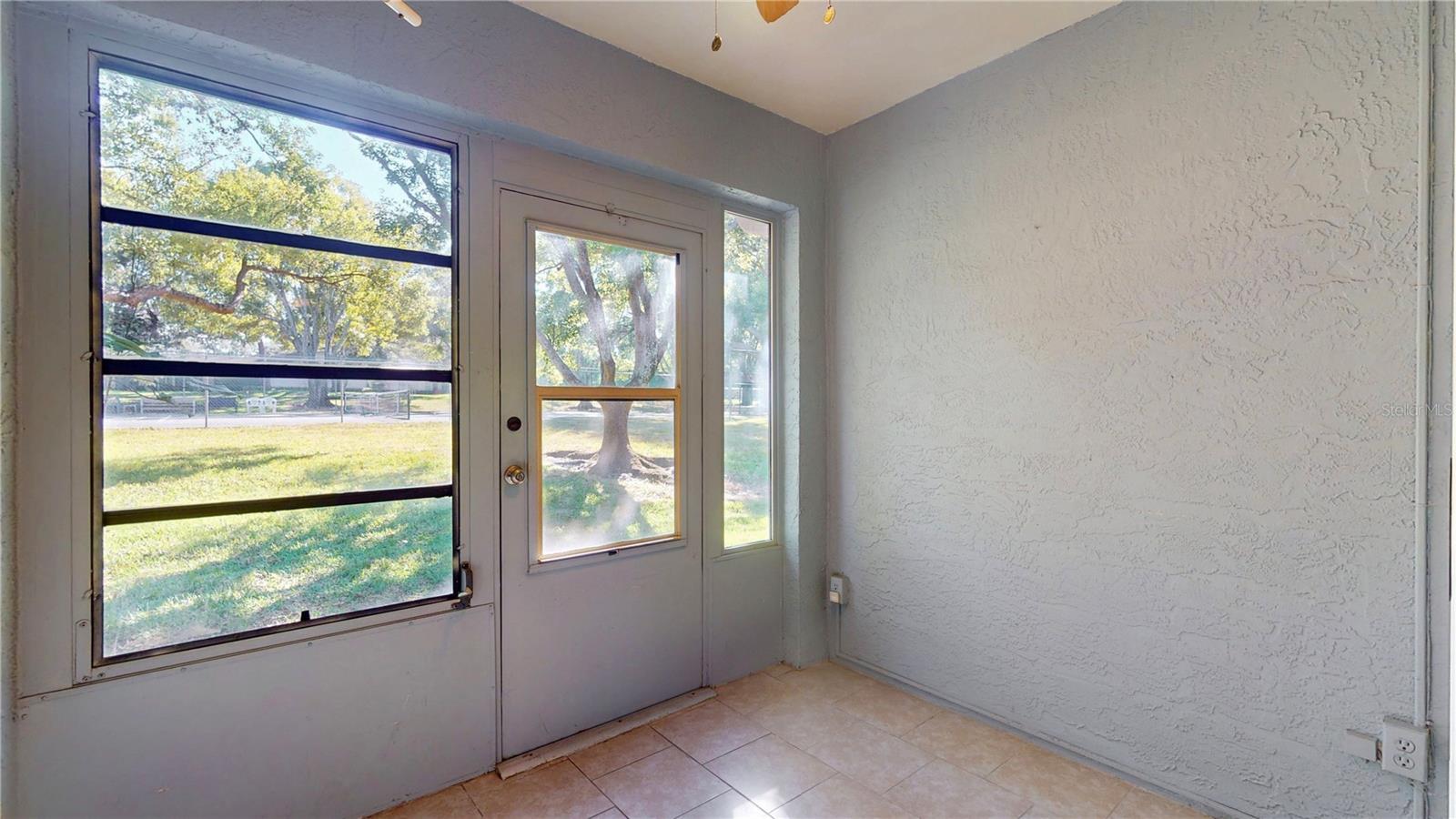 1155 MONTROSE PL, DUNEDIN, FL, 34698