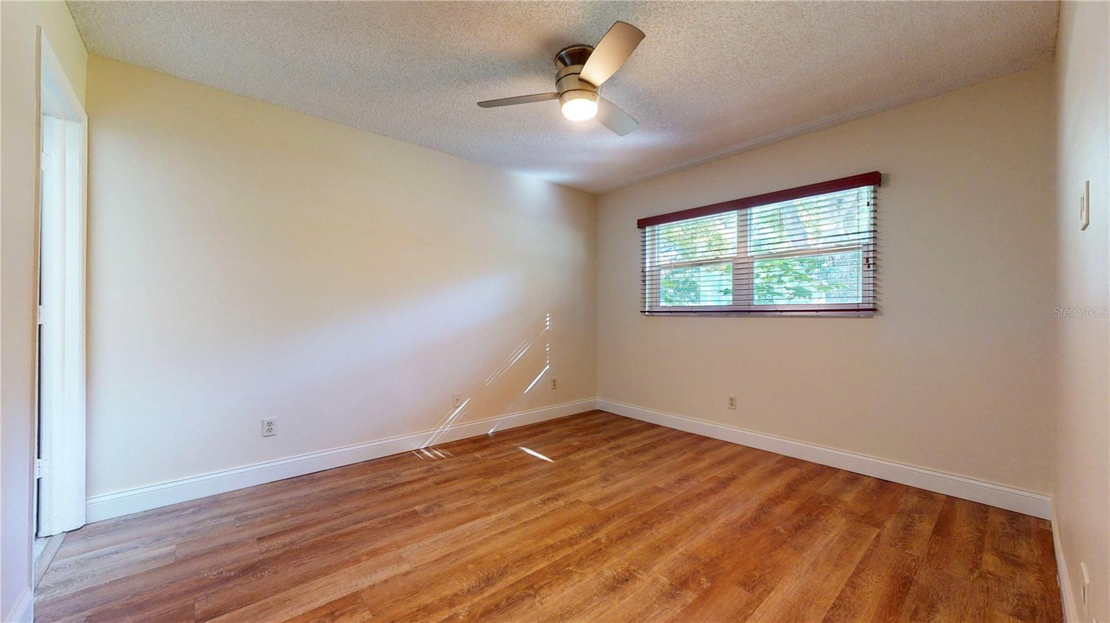 1155 MONTROSE PL, DUNEDIN, FL, 34698