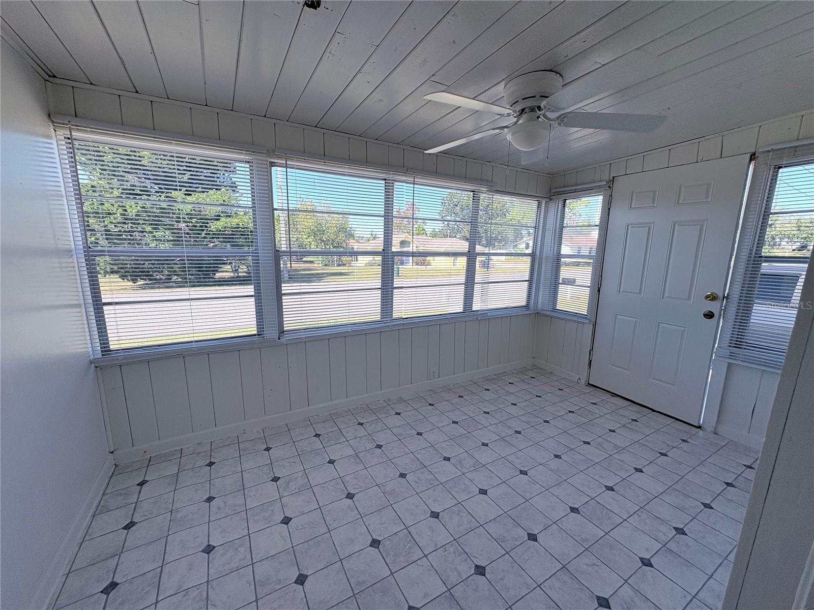 2320 CREST DR, HAINES CITY, FL, 33844