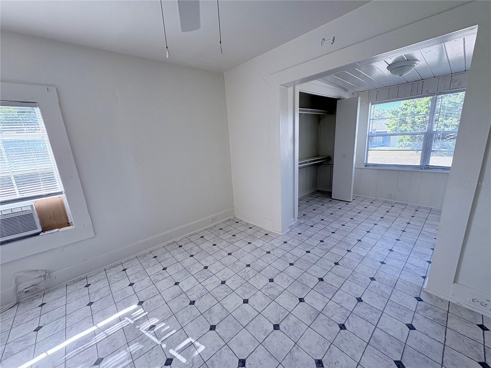 2320 CREST DR, HAINES CITY, FL, 33844