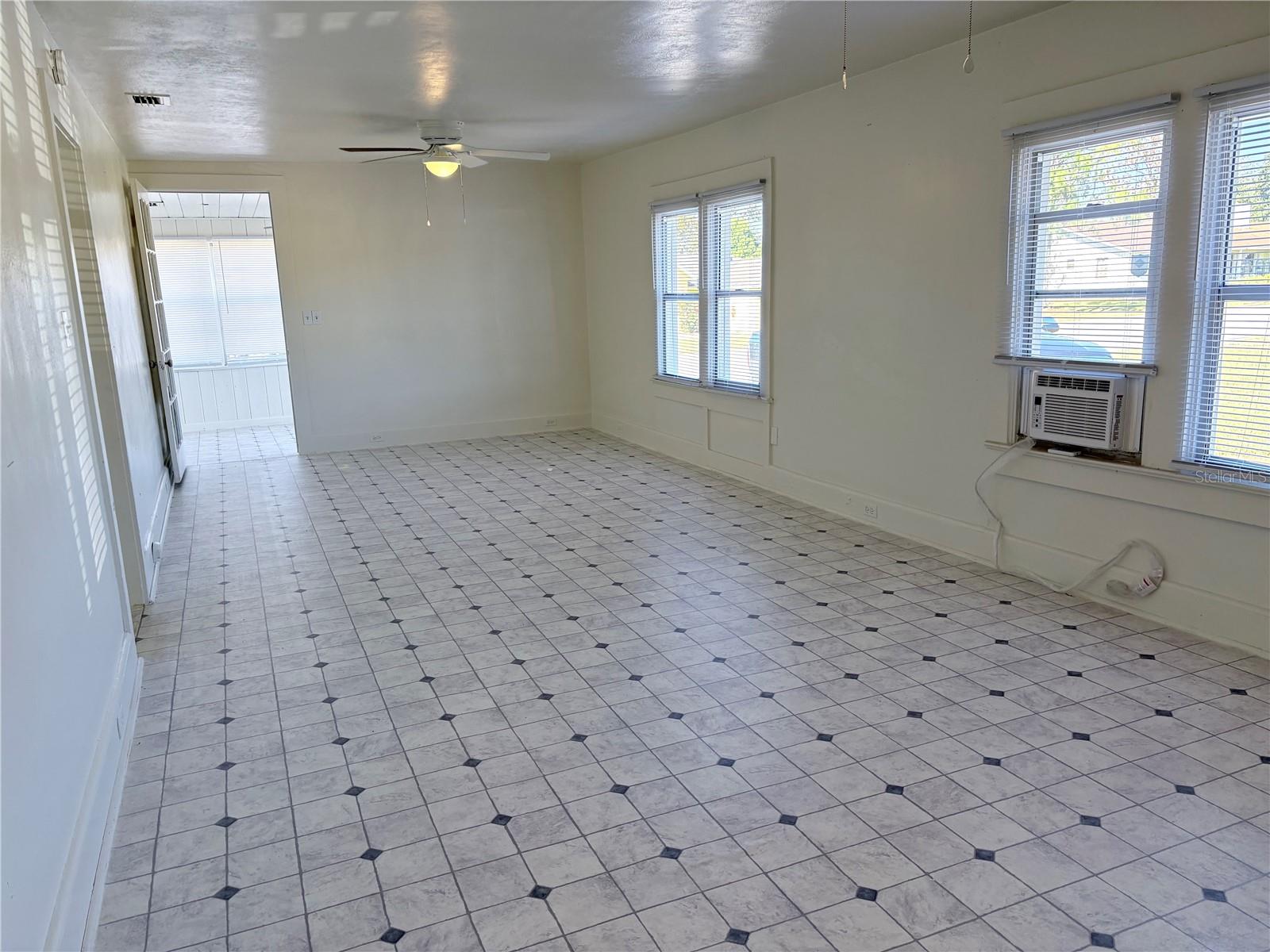 2320 CREST DR, HAINES CITY, FL, 33844