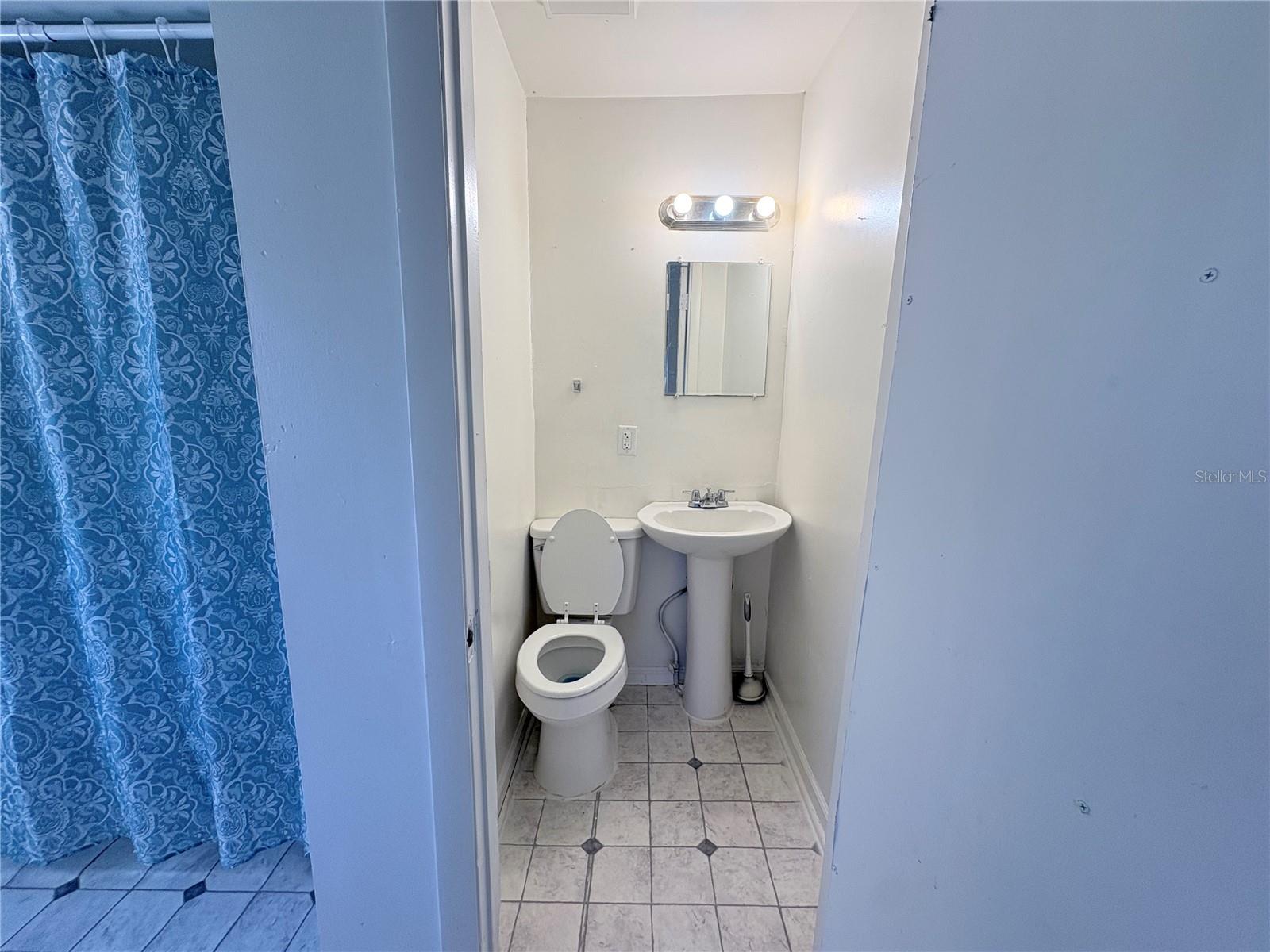 2320 CREST DR, HAINES CITY, FL, 33844