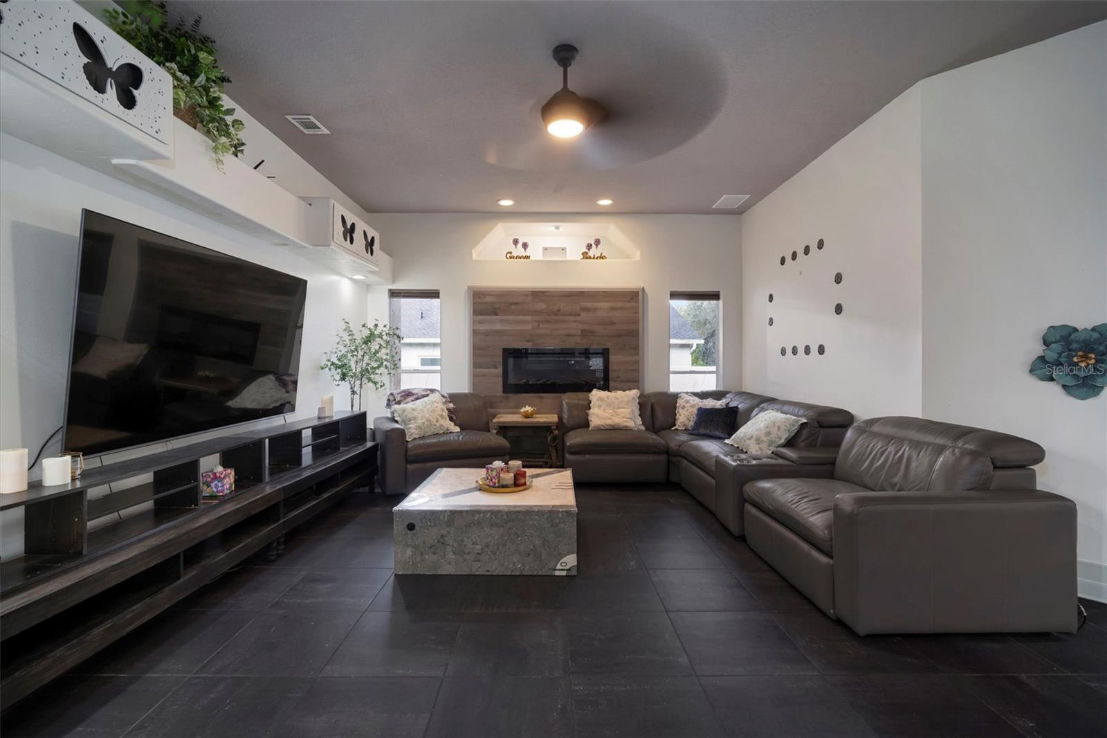 424 SUMMIT CHASE DR, VALRICO, FL, 33594