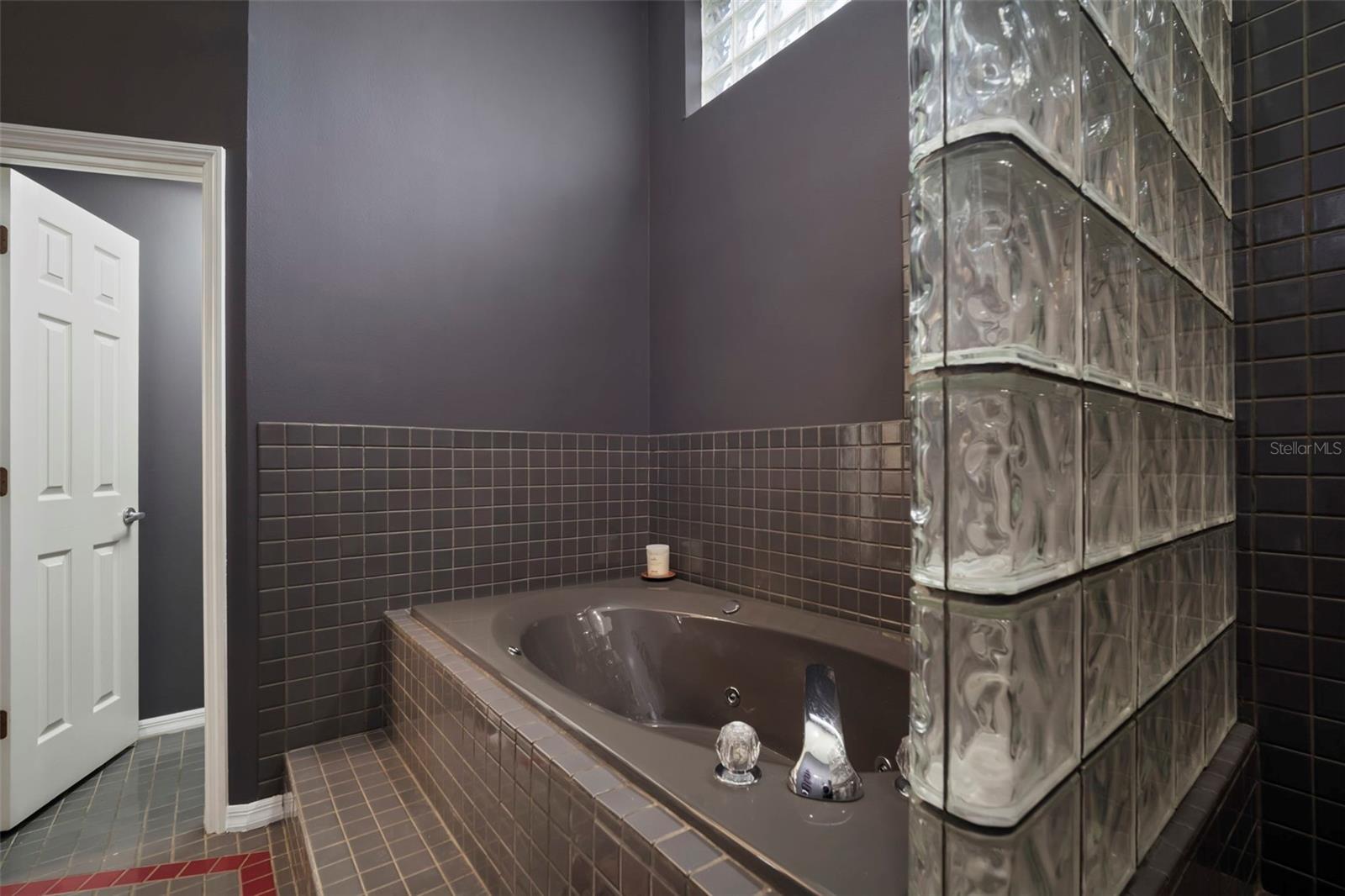 424 SUMMIT CHASE DR, VALRICO, FL, 33594