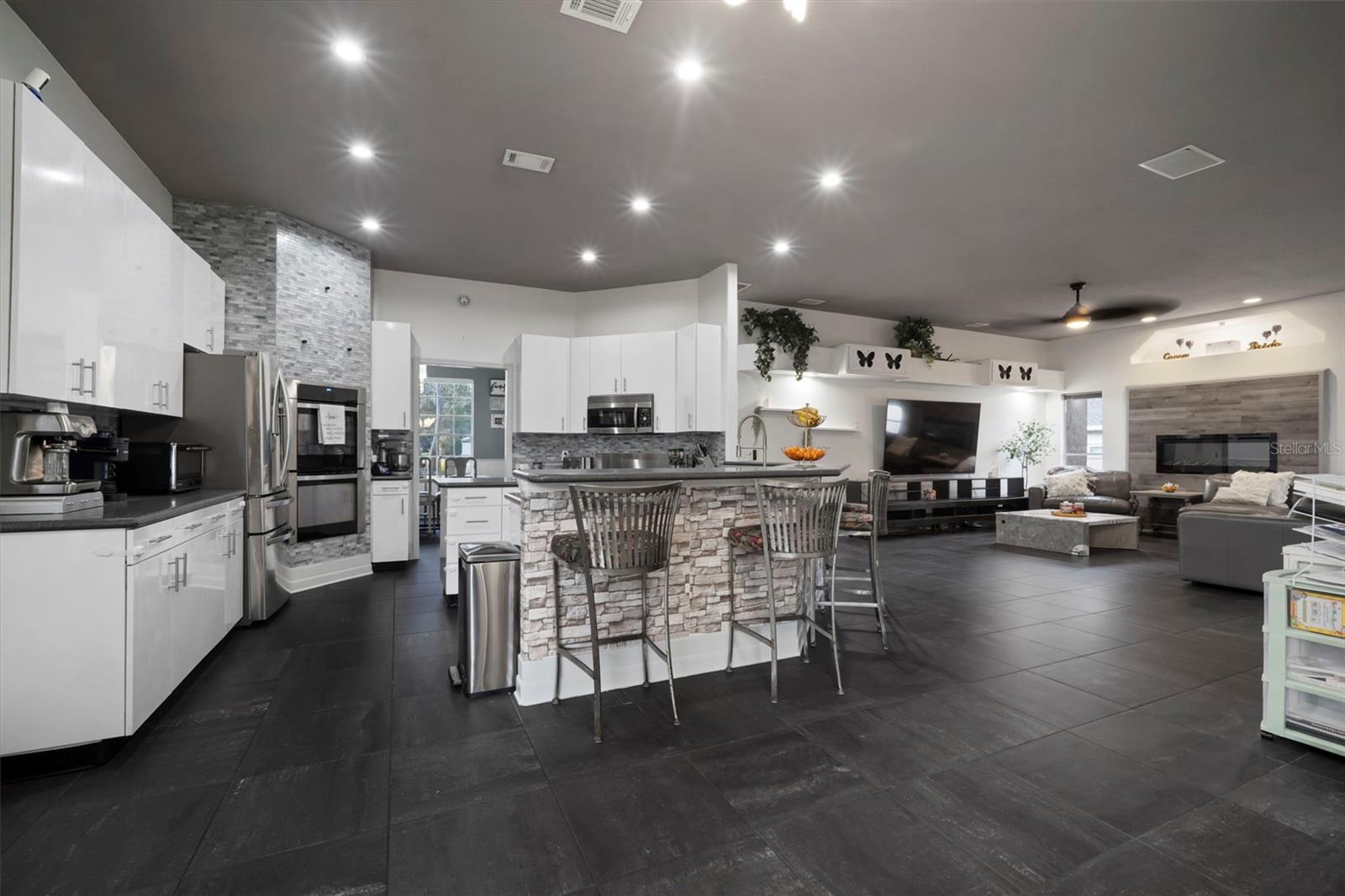 424 SUMMIT CHASE DR, VALRICO, FL, 33594