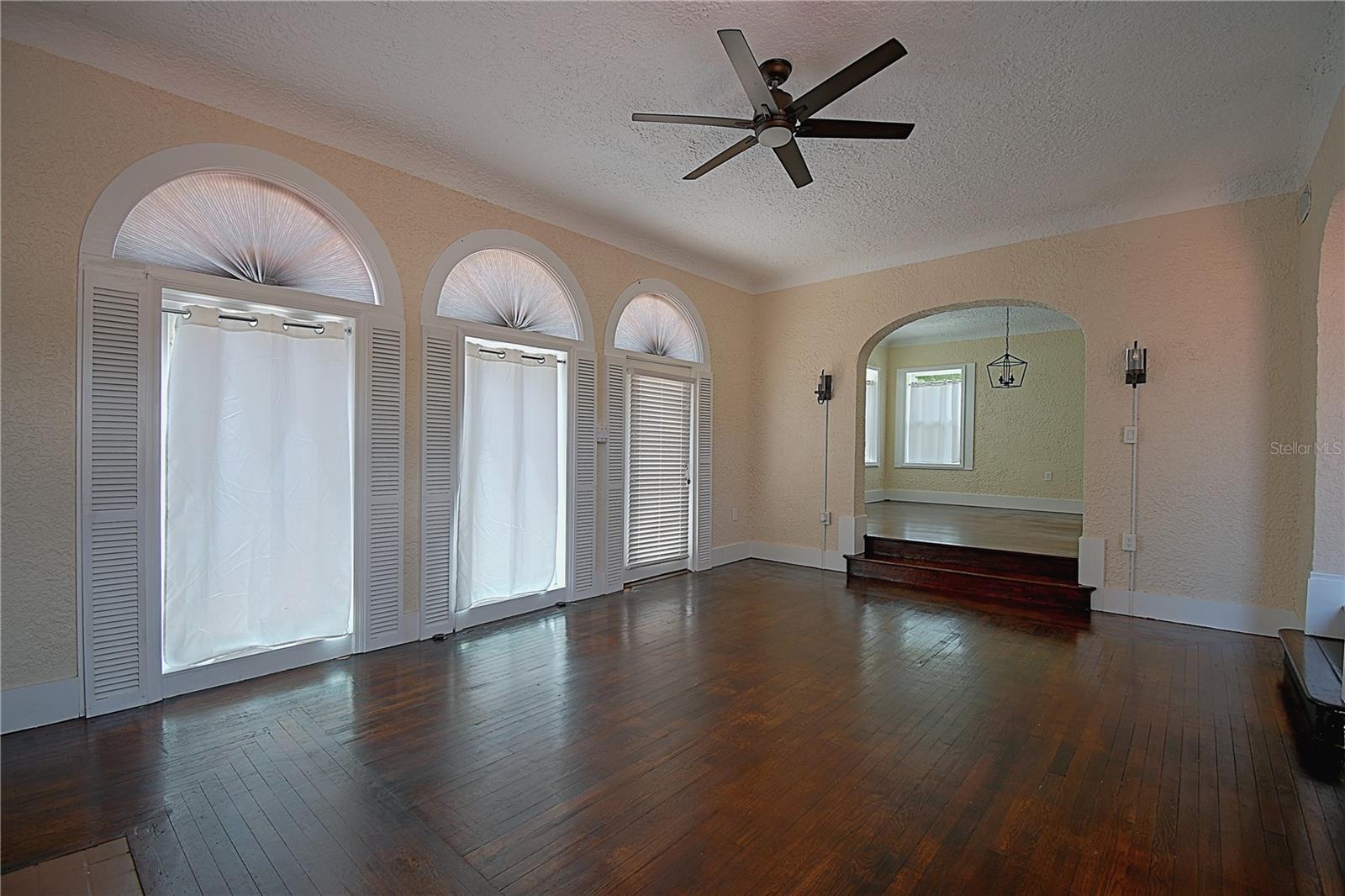 1136 AUSTRALIA AVE, DAYTONA BEACH, FL, 32114