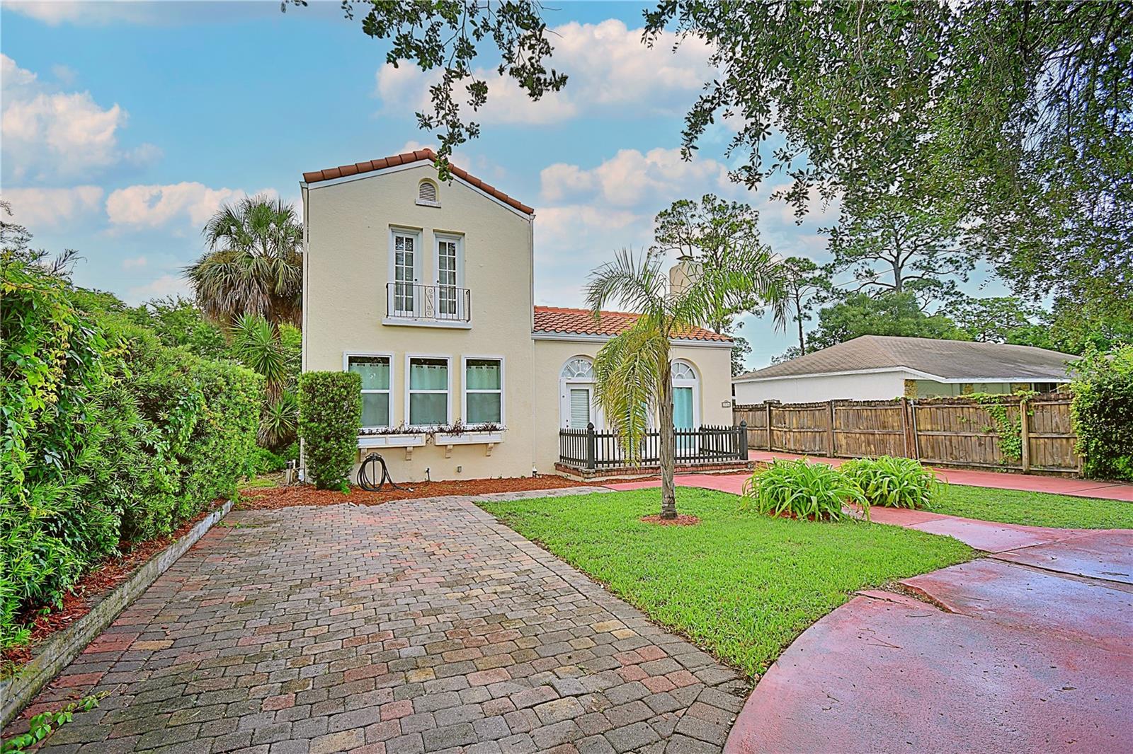 1136 AUSTRALIA AVE, DAYTONA BEACH, FL, 32114