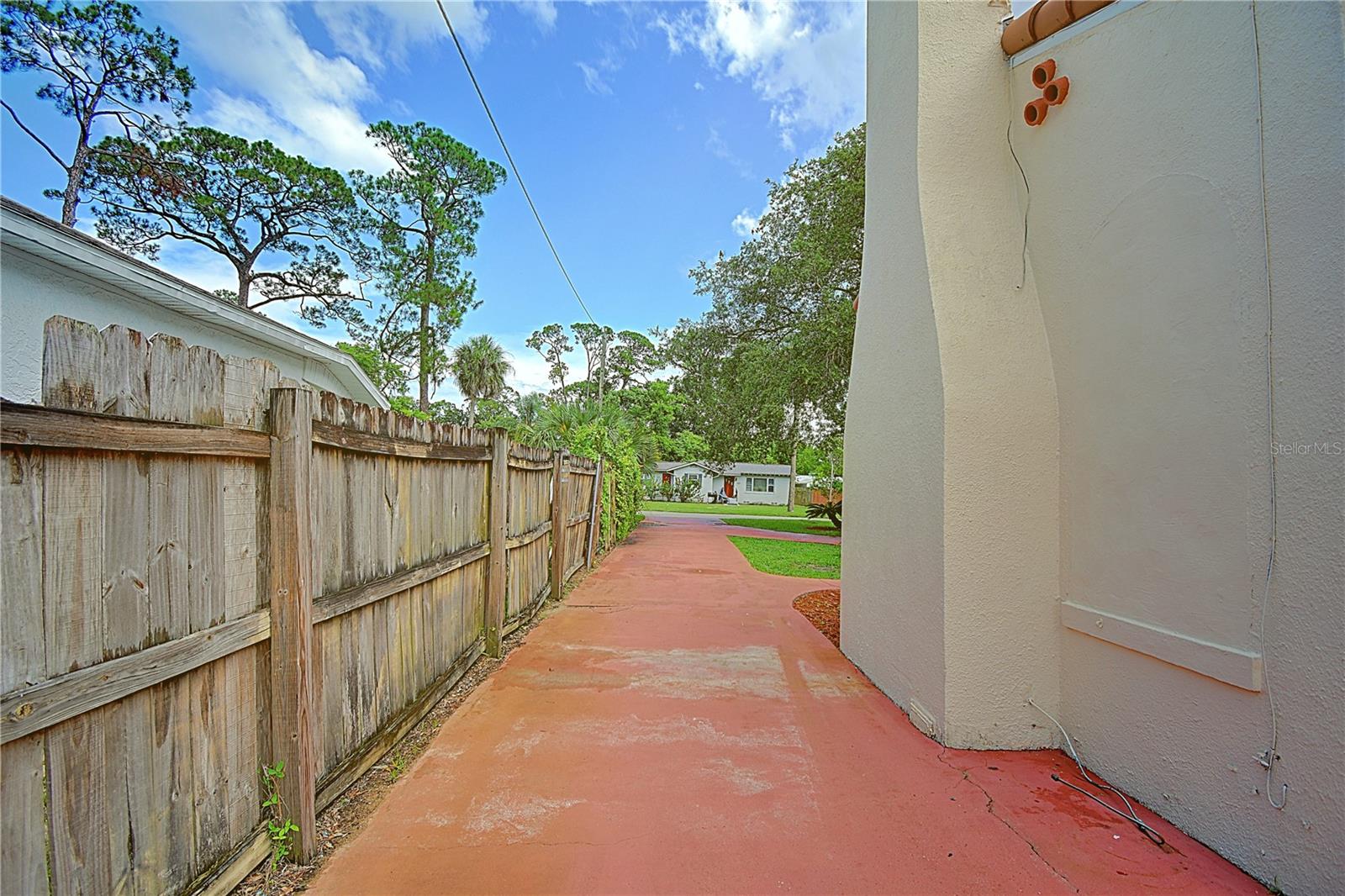 1136 AUSTRALIA AVE, DAYTONA BEACH, FL, 32114