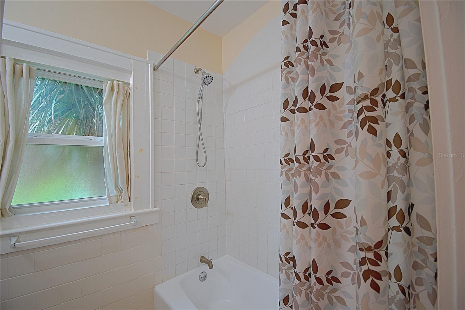 1136 AUSTRALIA AVE, DAYTONA BEACH, FL, 32114