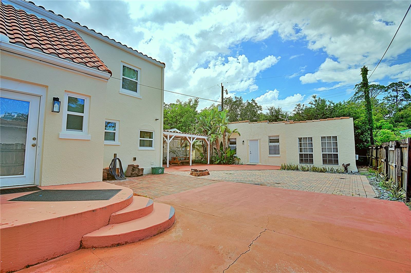 1136 AUSTRALIA AVE, DAYTONA BEACH, FL, 32114