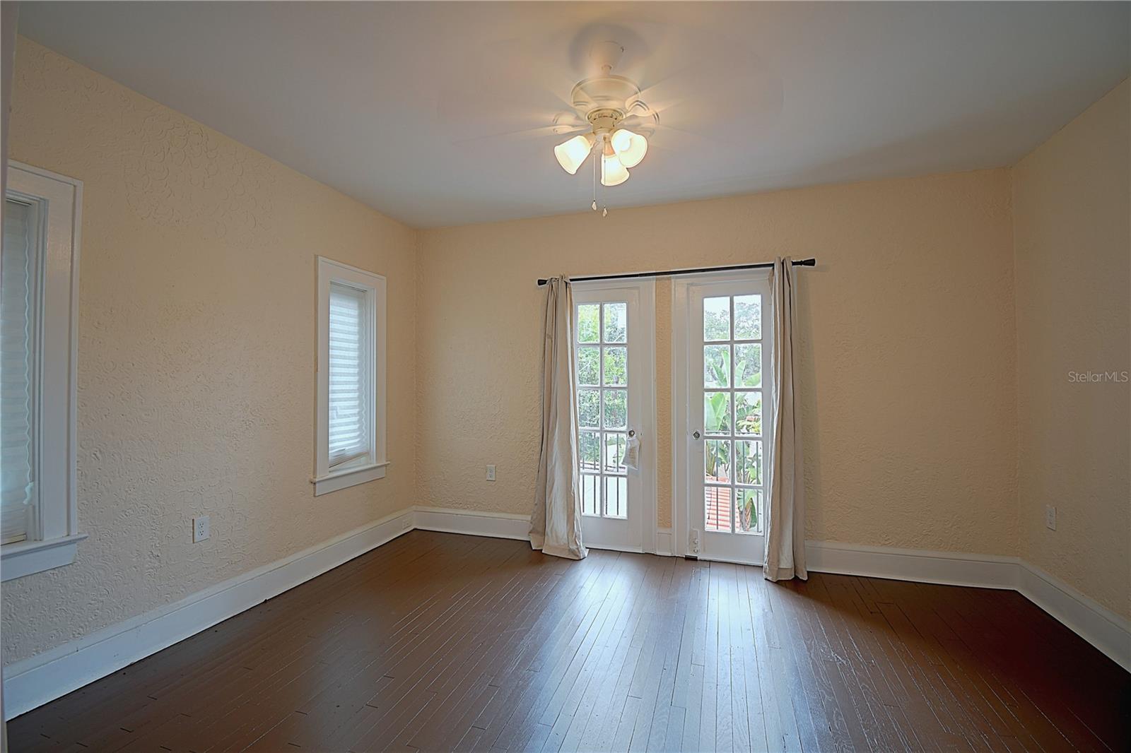 1136 AUSTRALIA AVE, DAYTONA BEACH, FL, 32114