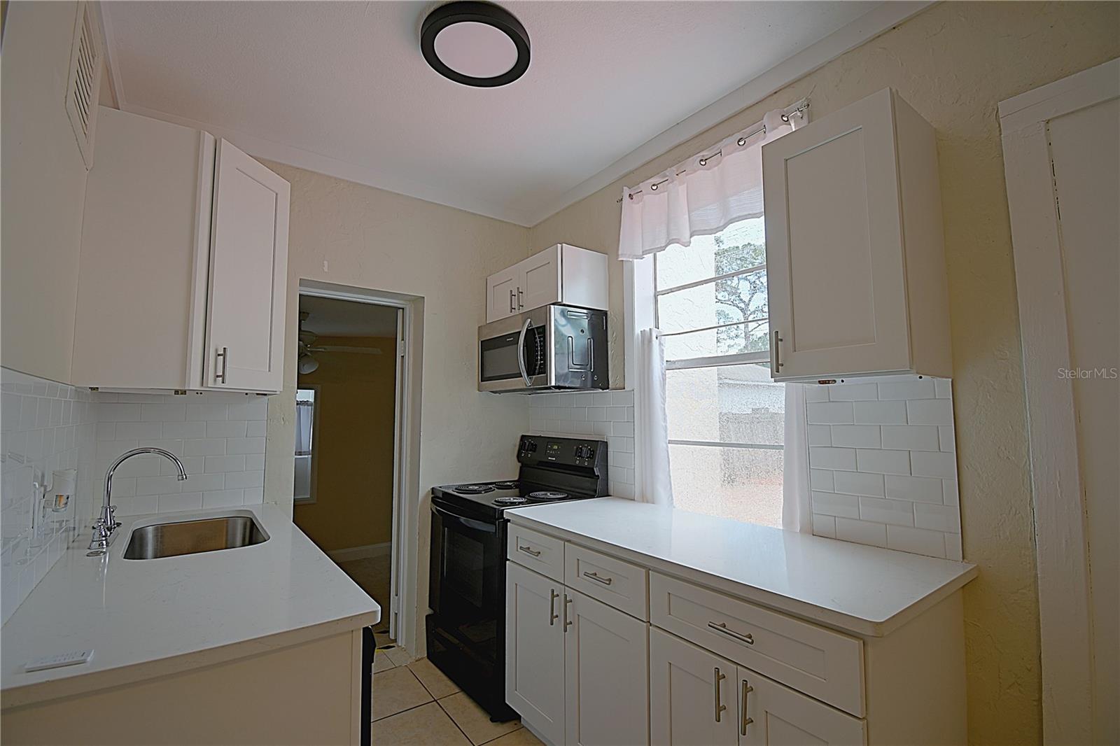 1136 AUSTRALIA AVE, DAYTONA BEACH, FL, 32114