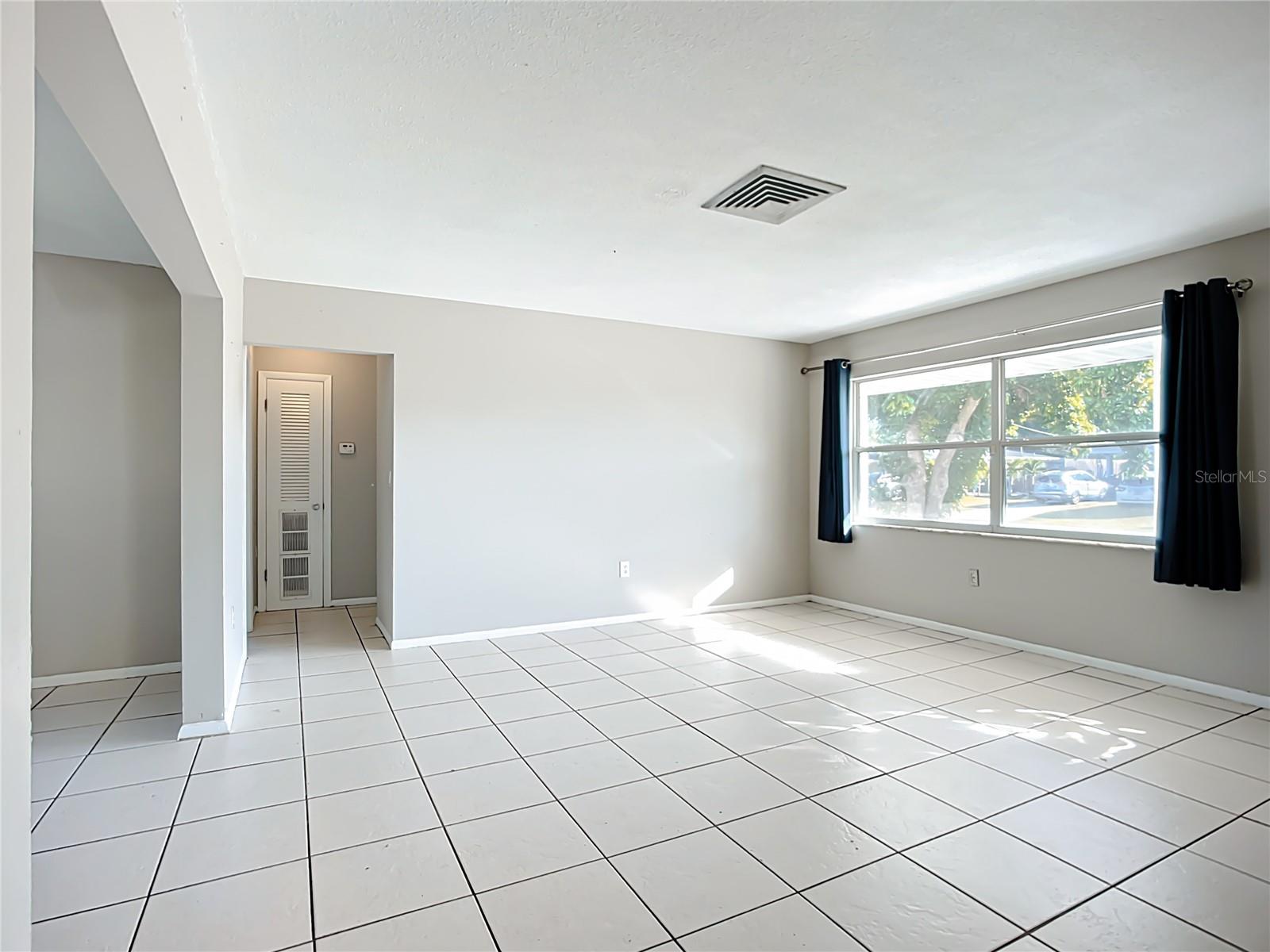 6010 NUTMEG AVE, SARASOTA, FL, 34231