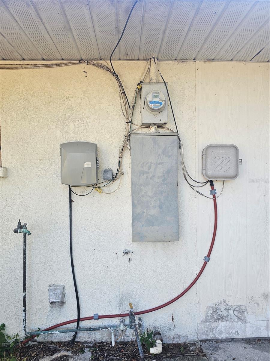 6010 NUTMEG AVE, SARASOTA, FL, 34231