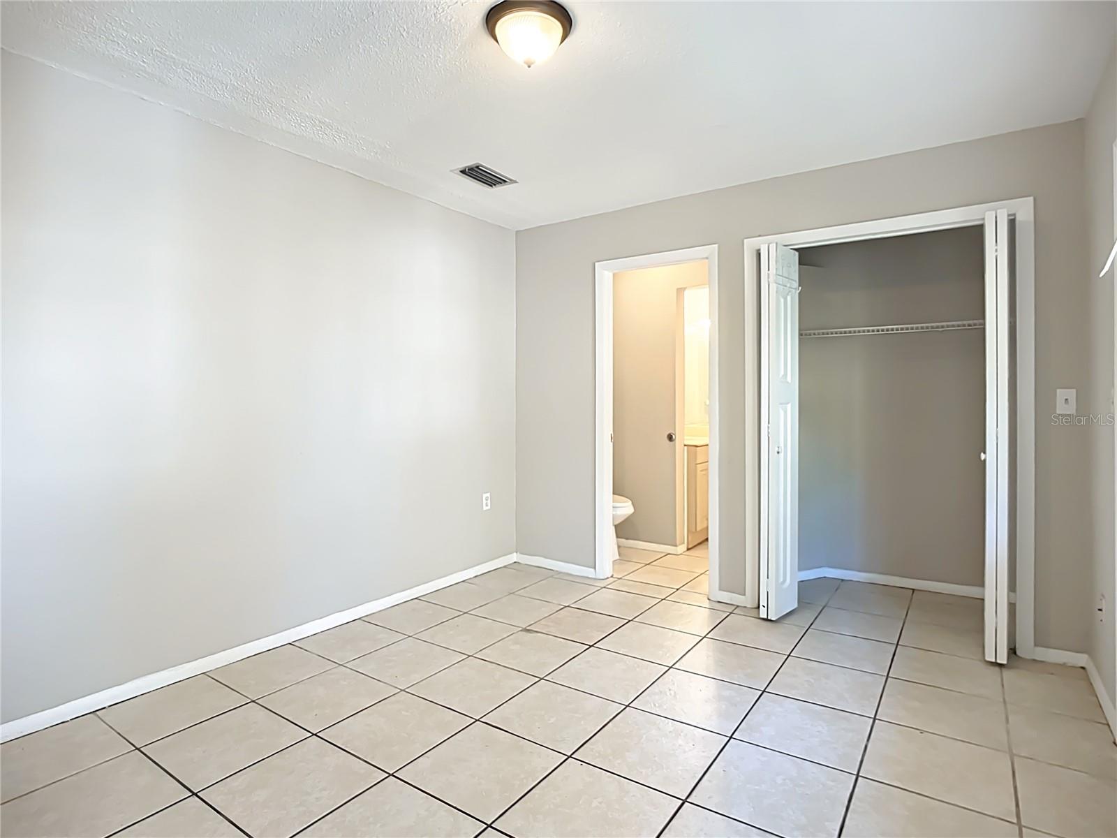 6010 NUTMEG AVE, SARASOTA, FL, 34231