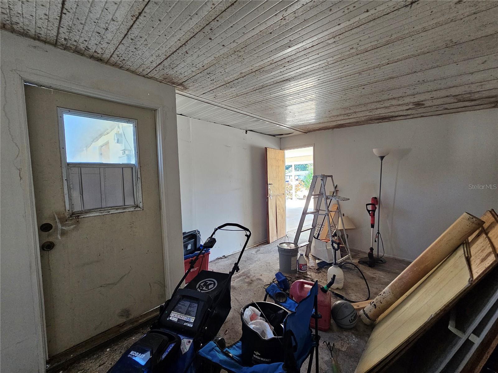 6010 NUTMEG AVE, SARASOTA, FL, 34231