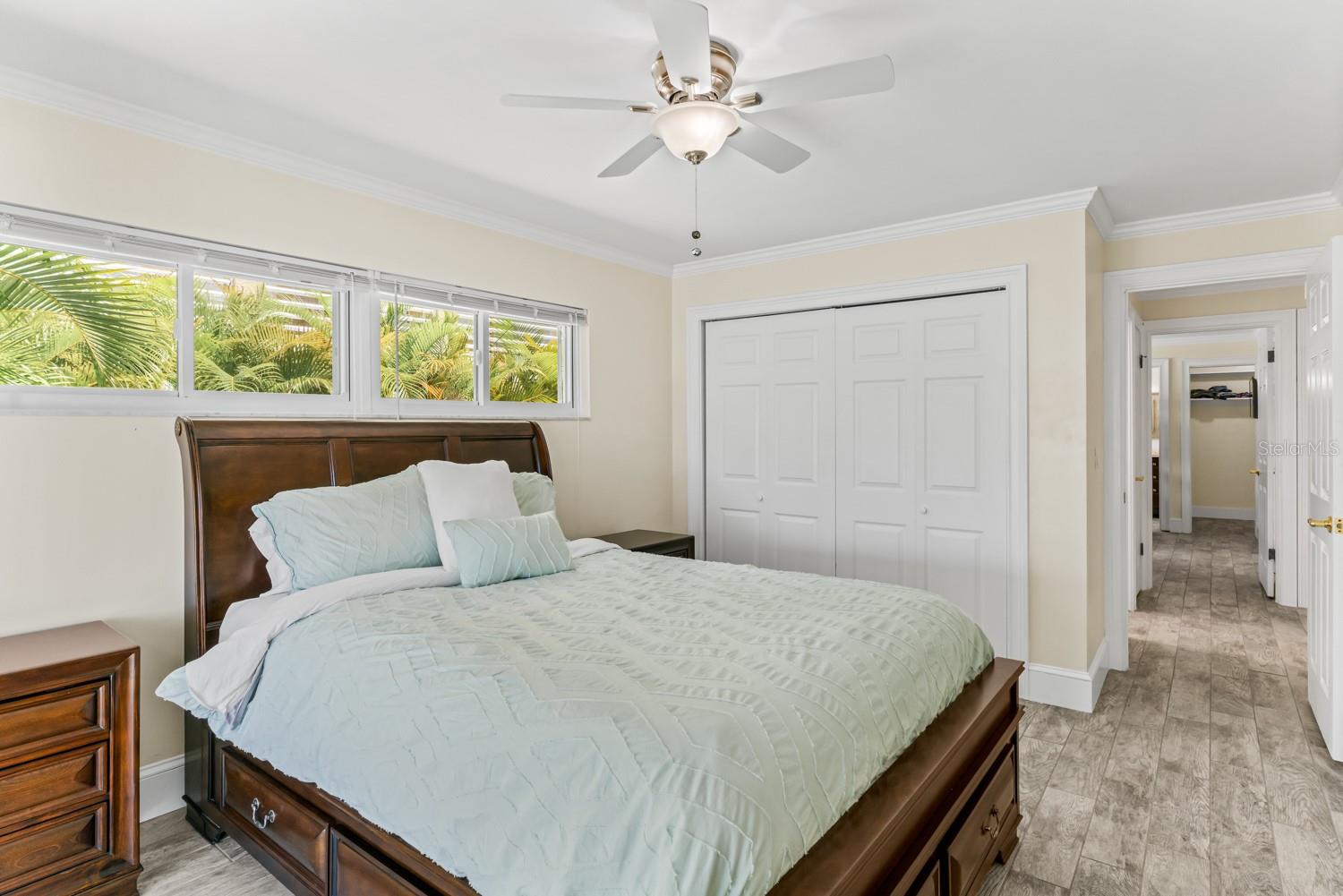 11240 7TH ST E, TREASURE ISLAND, FL, 33706