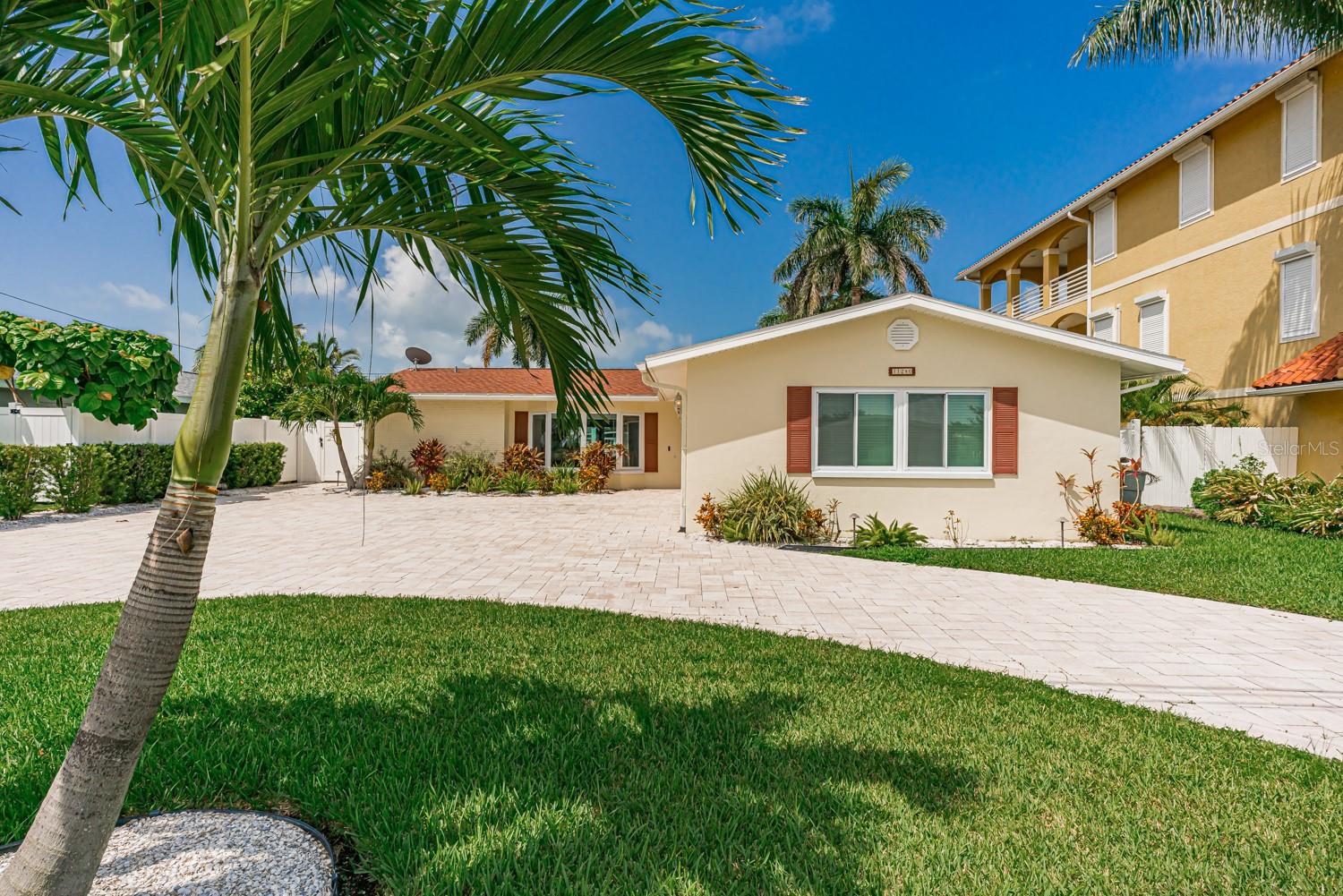 11240 7TH ST E, TREASURE ISLAND, FL, 33706