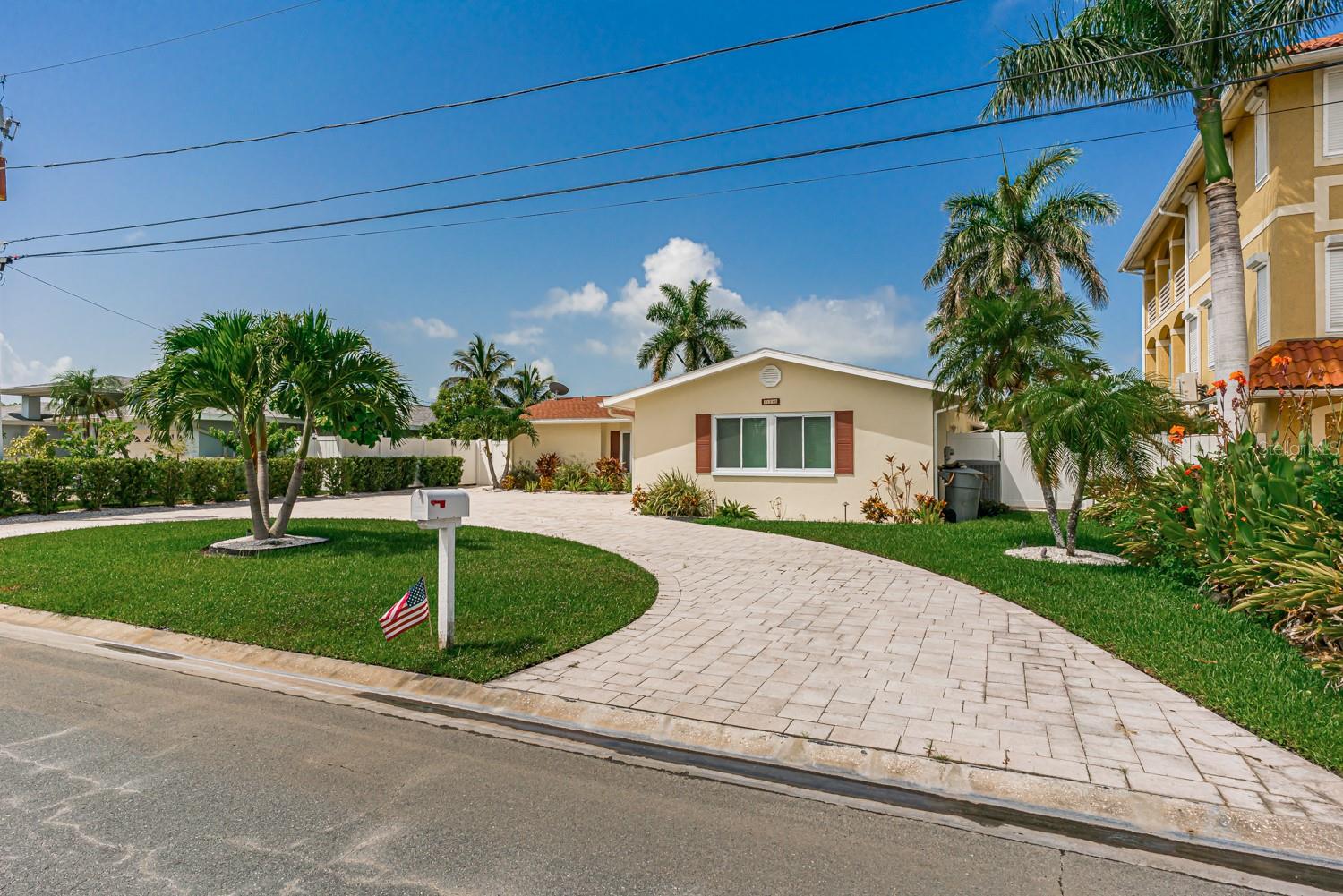 11240 7TH ST E, TREASURE ISLAND, FL, 33706