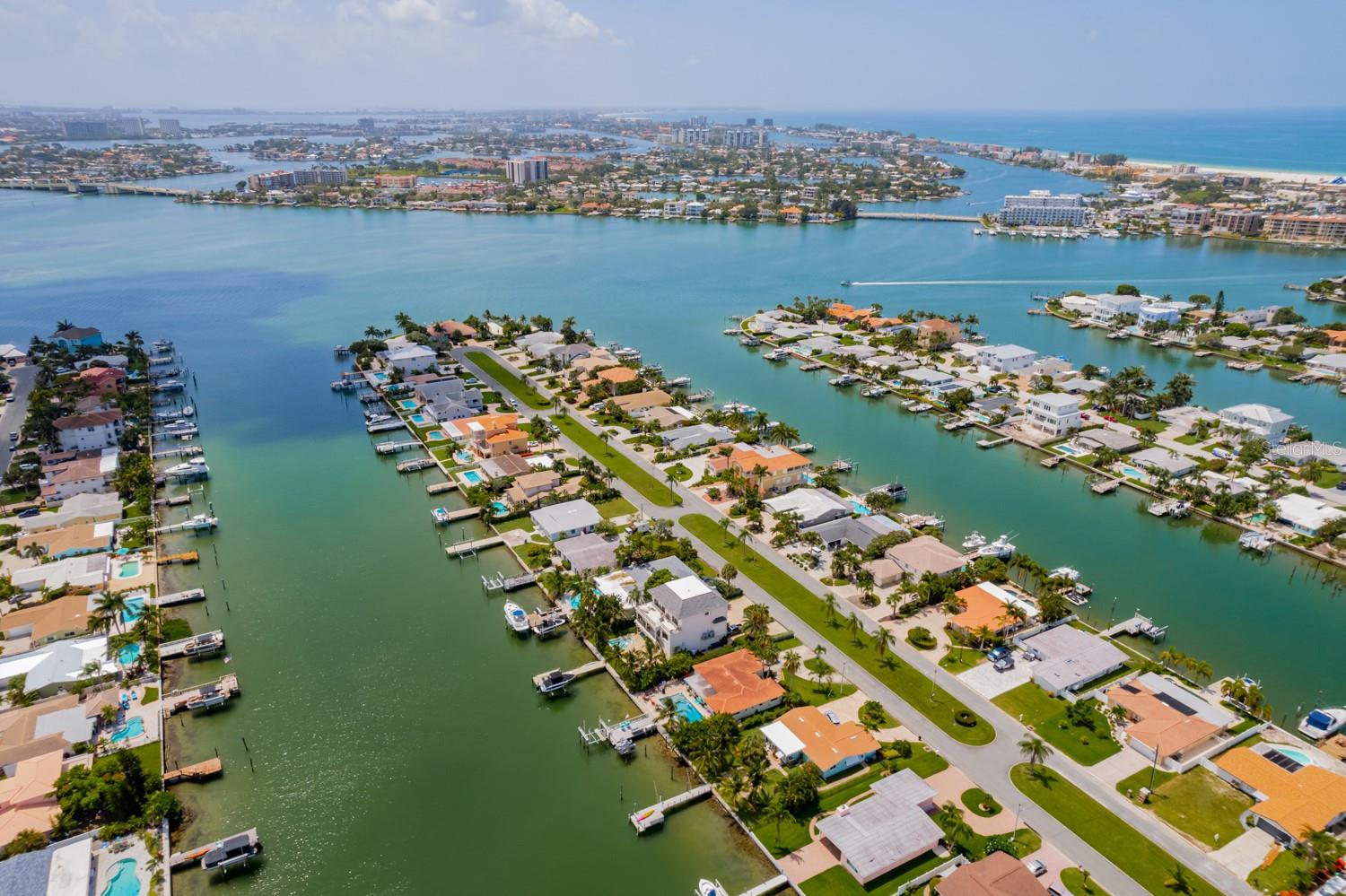 11240 7TH ST E, TREASURE ISLAND, FL, 33706