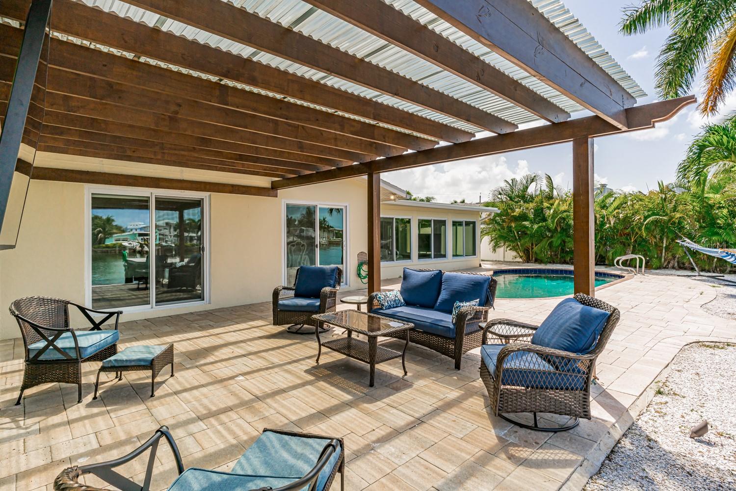 11240 7TH ST E, TREASURE ISLAND, FL, 33706