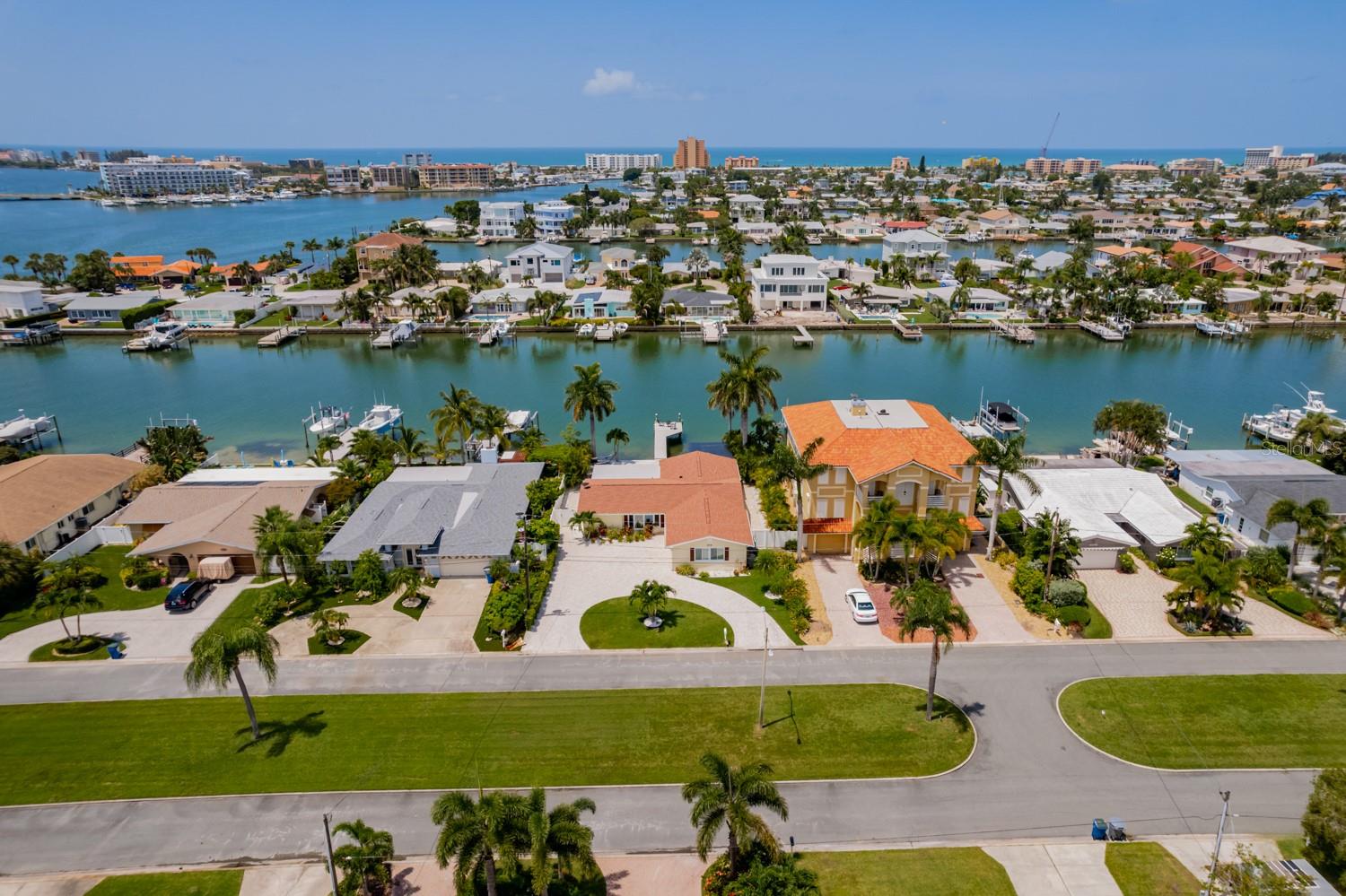 11240 7TH ST E, TREASURE ISLAND, FL, 33706