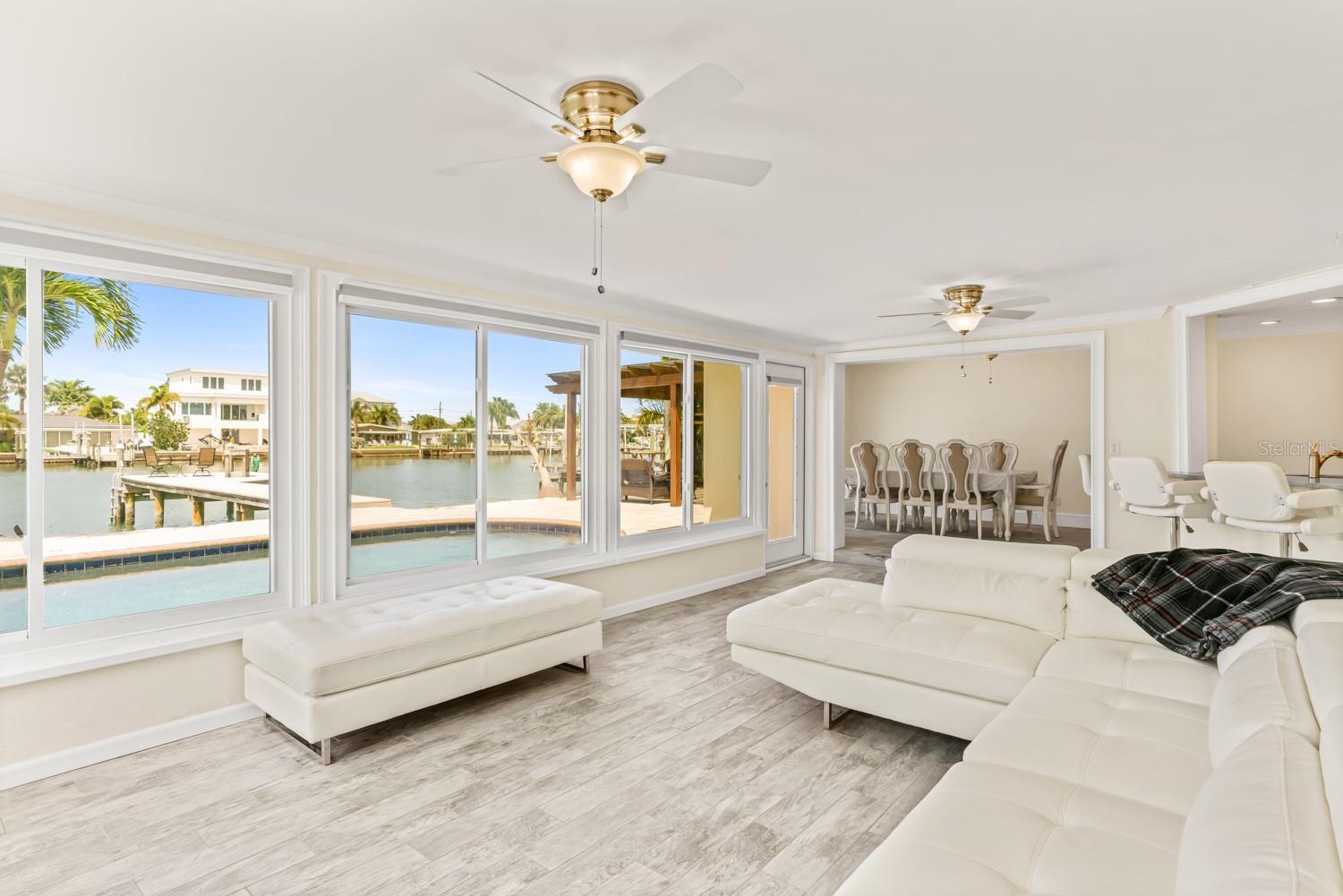 11240 7TH ST E, TREASURE ISLAND, FL, 33706