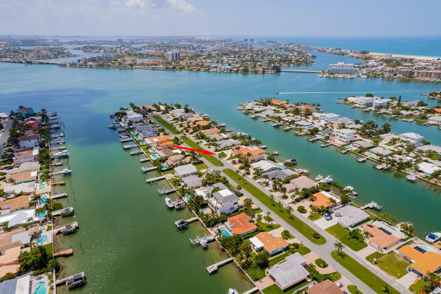 11240 7TH ST E, TREASURE ISLAND, FL, 33706