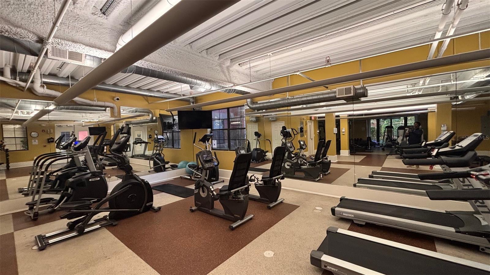 UPTOWN PLACE CONDO, ORLANDO, FL, 32801