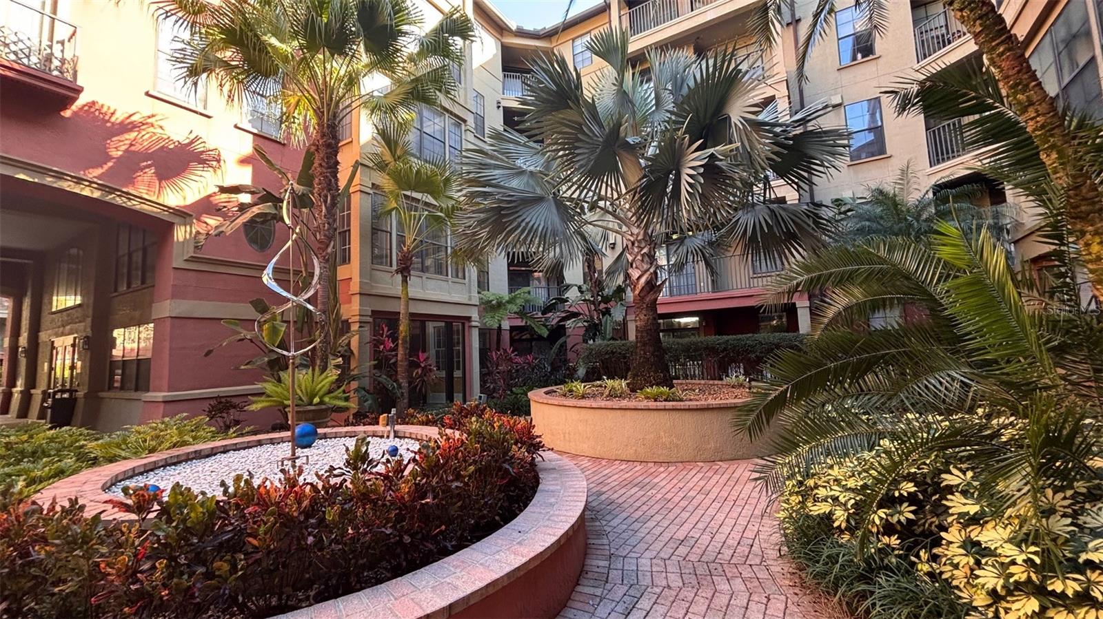 UPTOWN PLACE CONDO, ORLANDO, FL, 32801