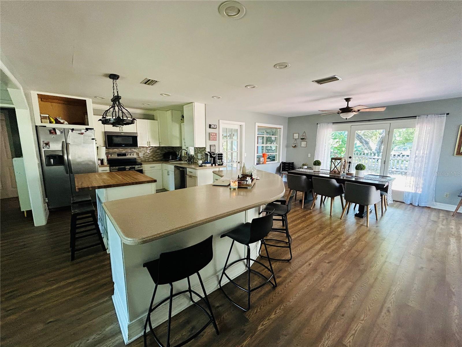 2056 59TH WAY N, CLEARWATER, FL, 33760