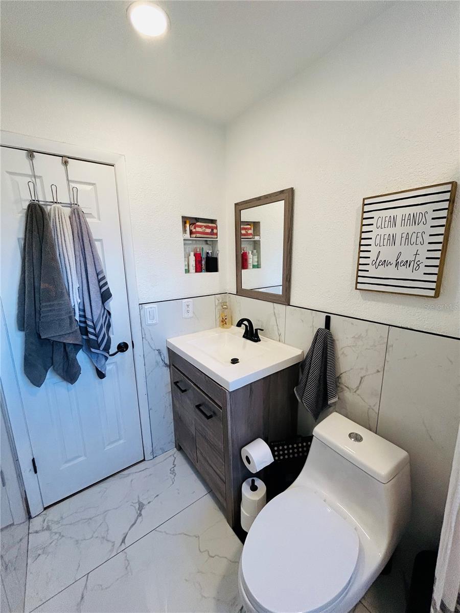 2056 59TH WAY N, CLEARWATER, FL, 33760