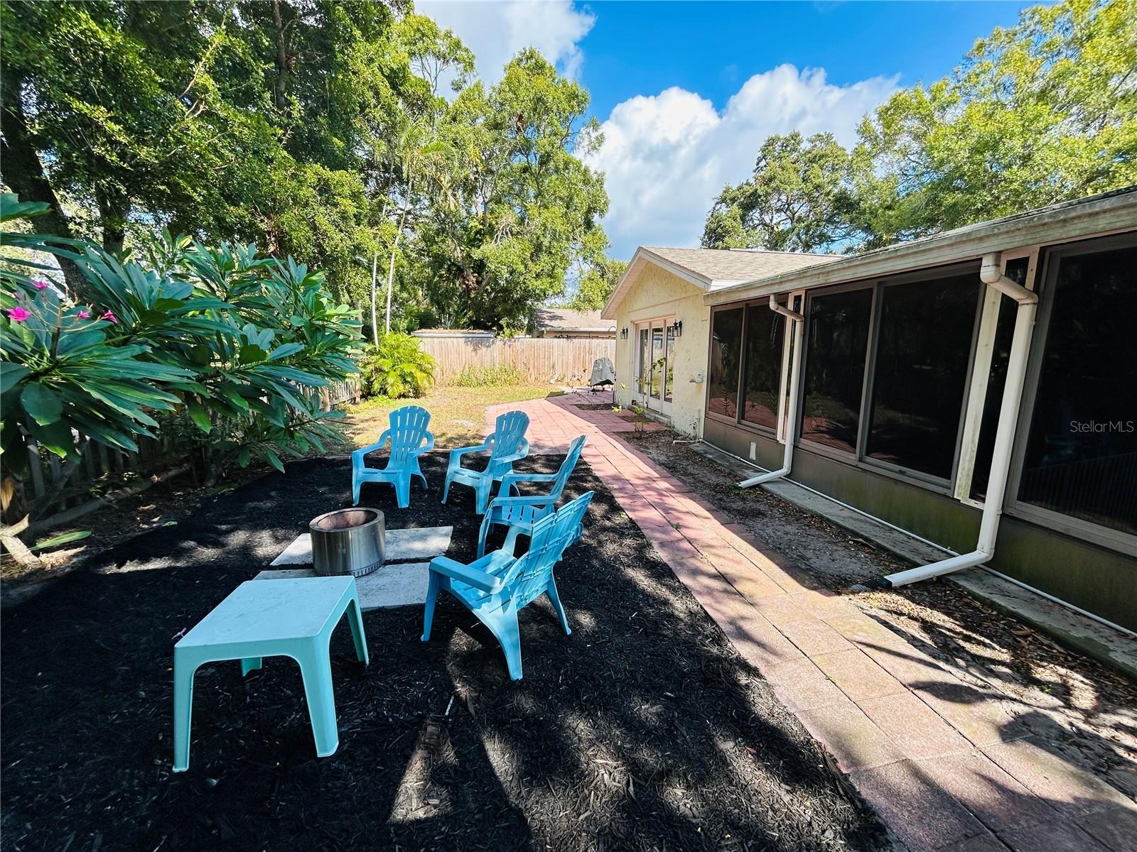 2056 59TH WAY N, CLEARWATER, FL, 33760