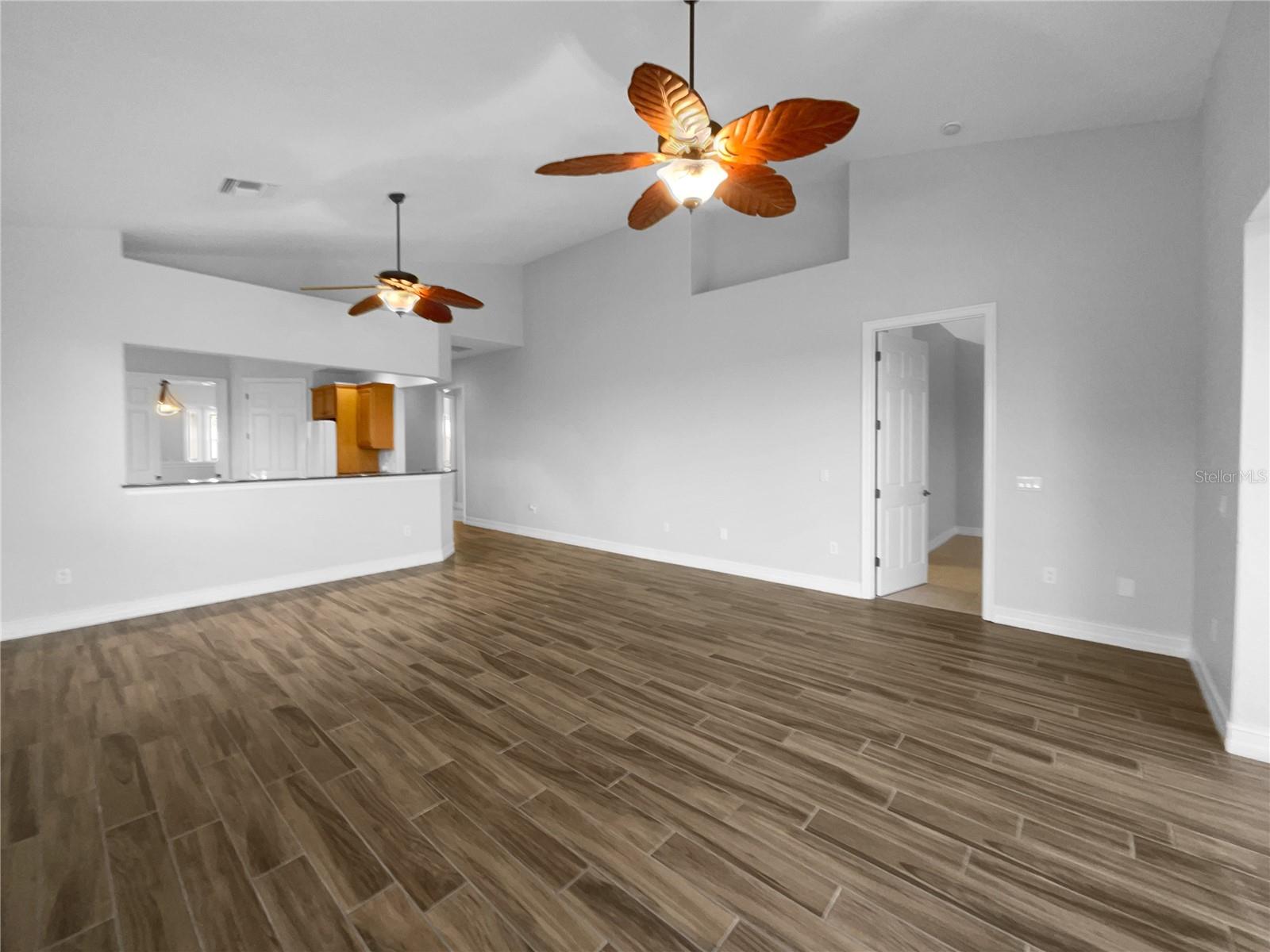 84 CAMINO REAL BLVD #1, HOWEY IN THE HILLS, FL, 34737